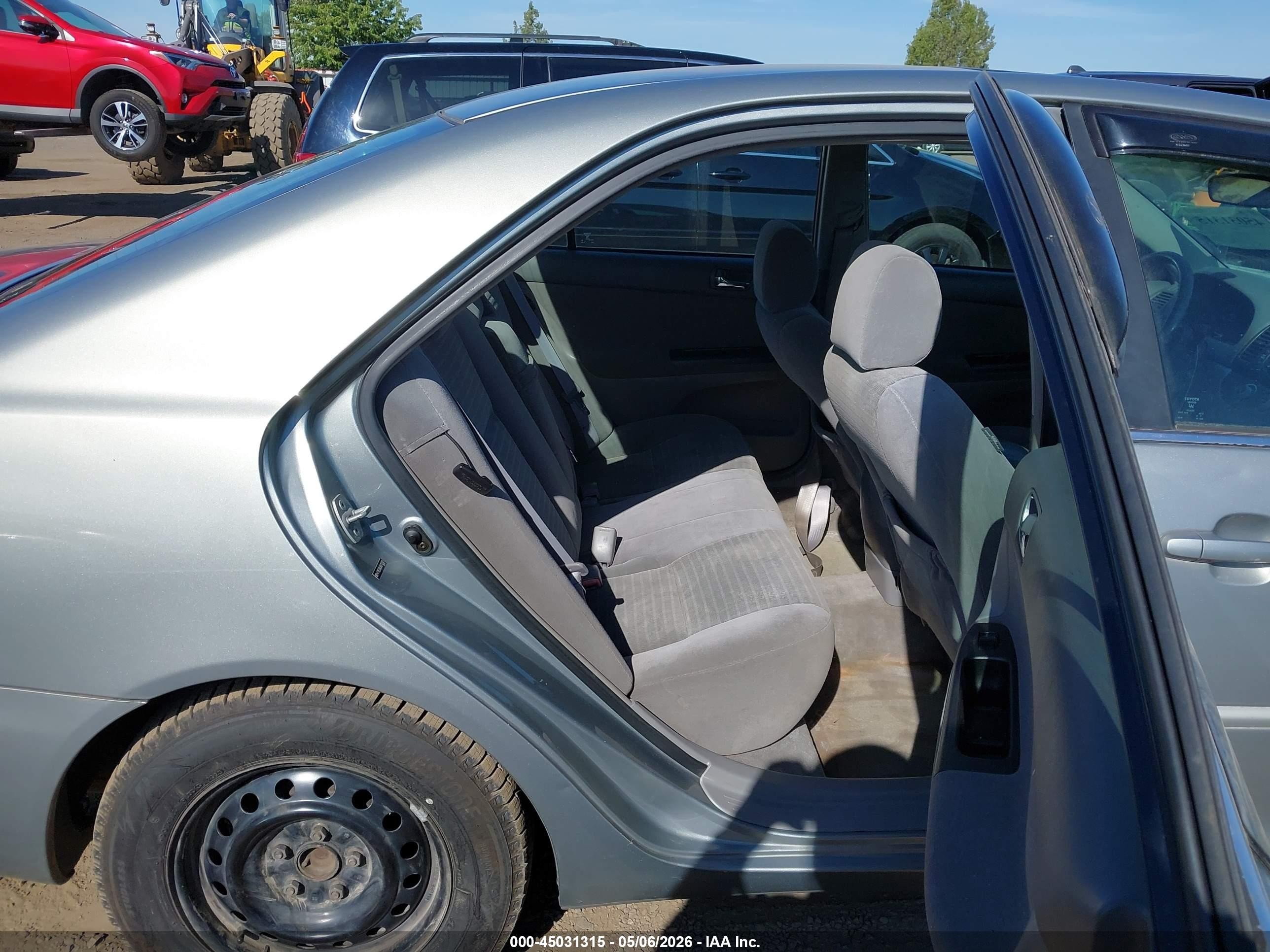 2006 Toyota Camry Le Pewter vin: 4T1BE30K56U712207