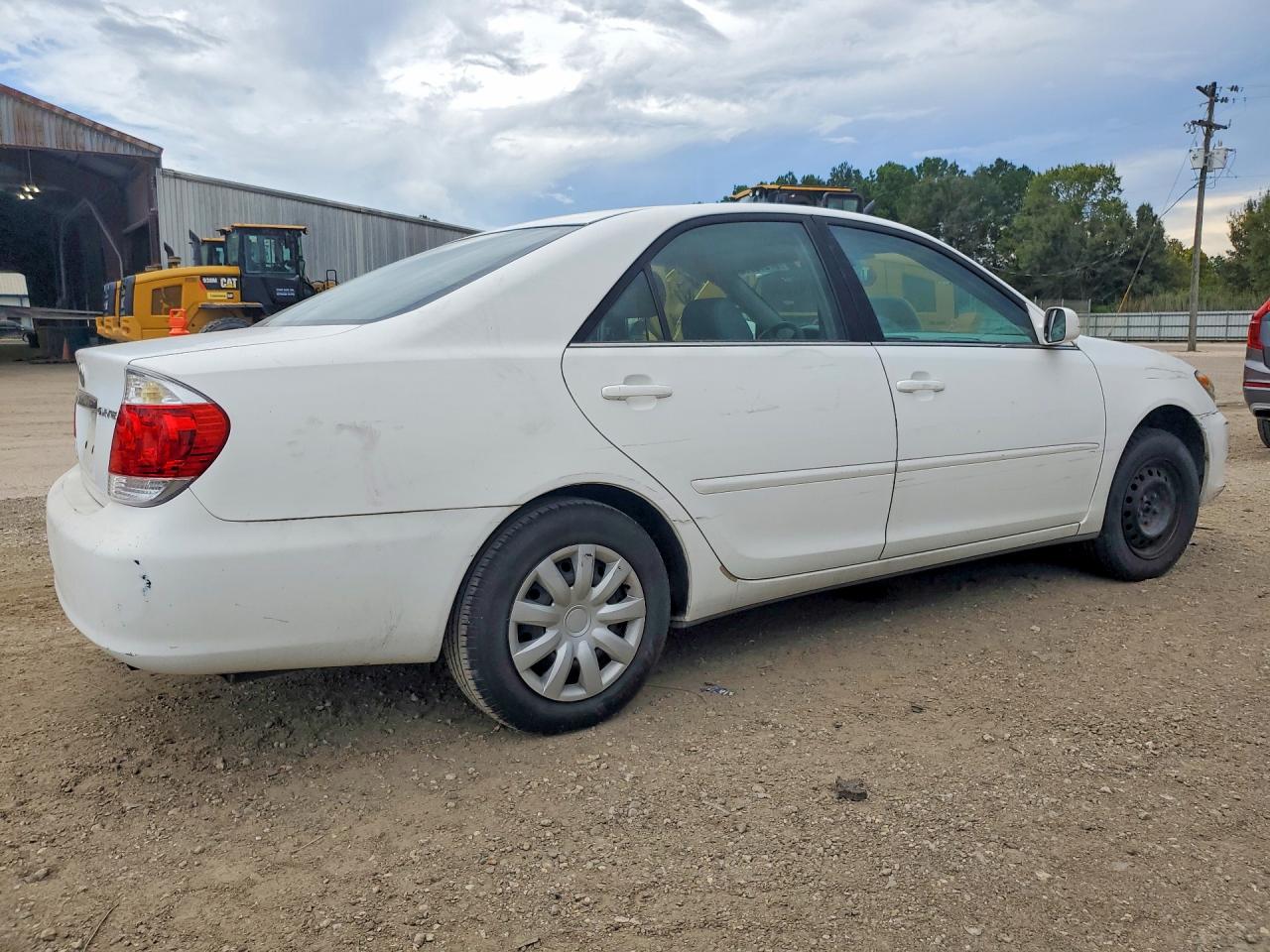 2006 Toyota Camry Le White vin: 4T1BE30K56U716922