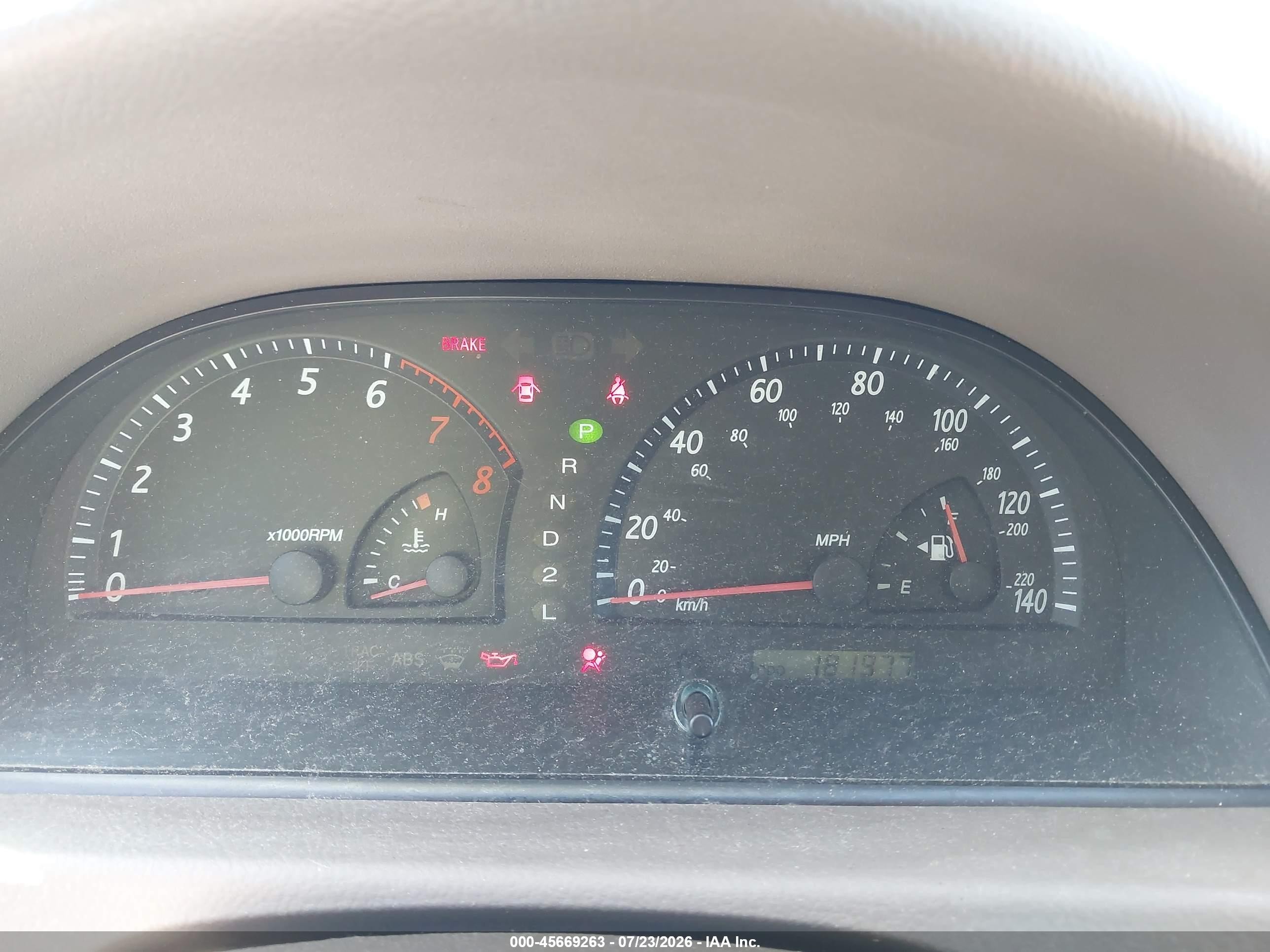 2002 Toyota Camry Xle Champagne vin: 4T1BE30K62U513869