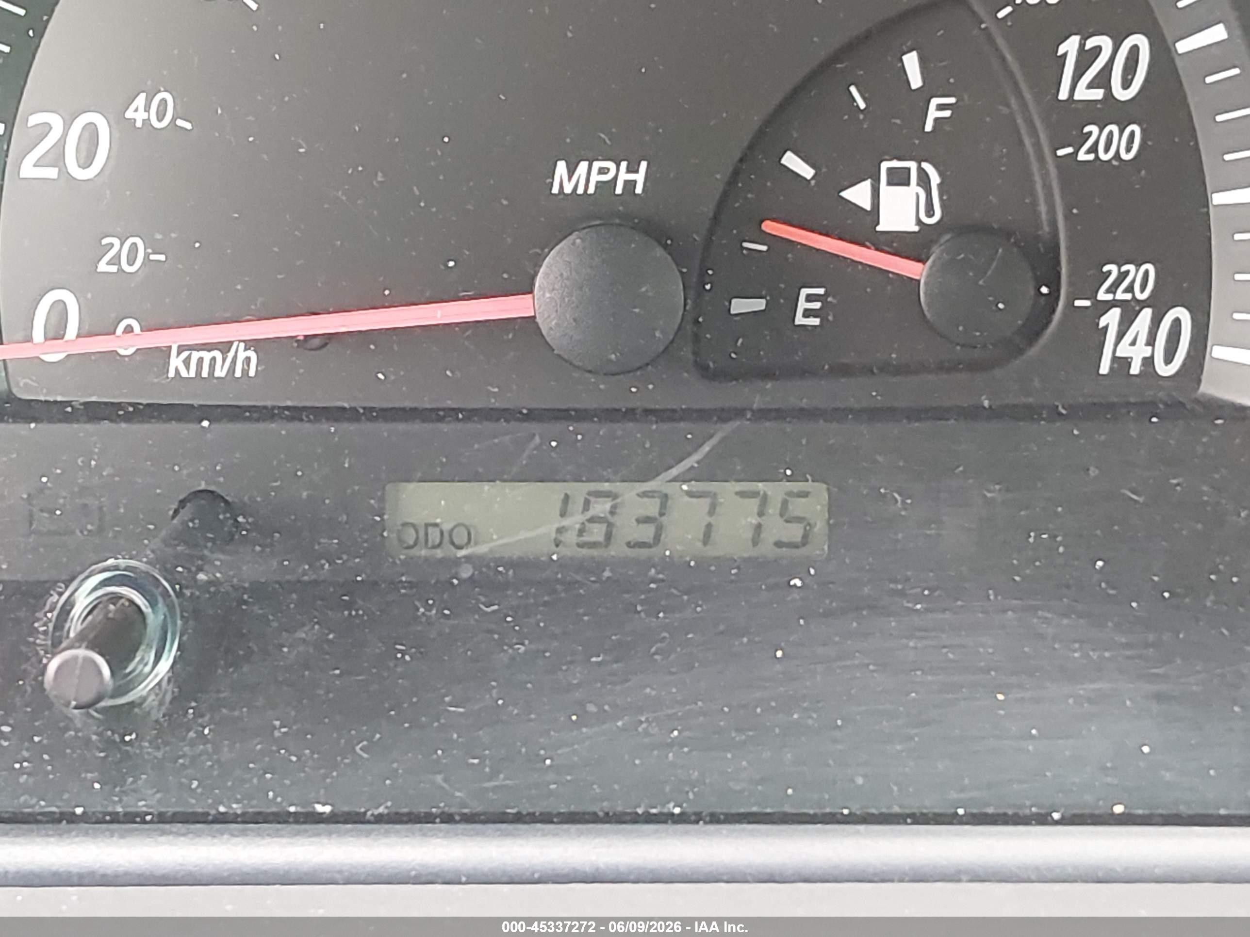 2002 Toyota Camry Le Gray vin: 4T1BE30K62U575885