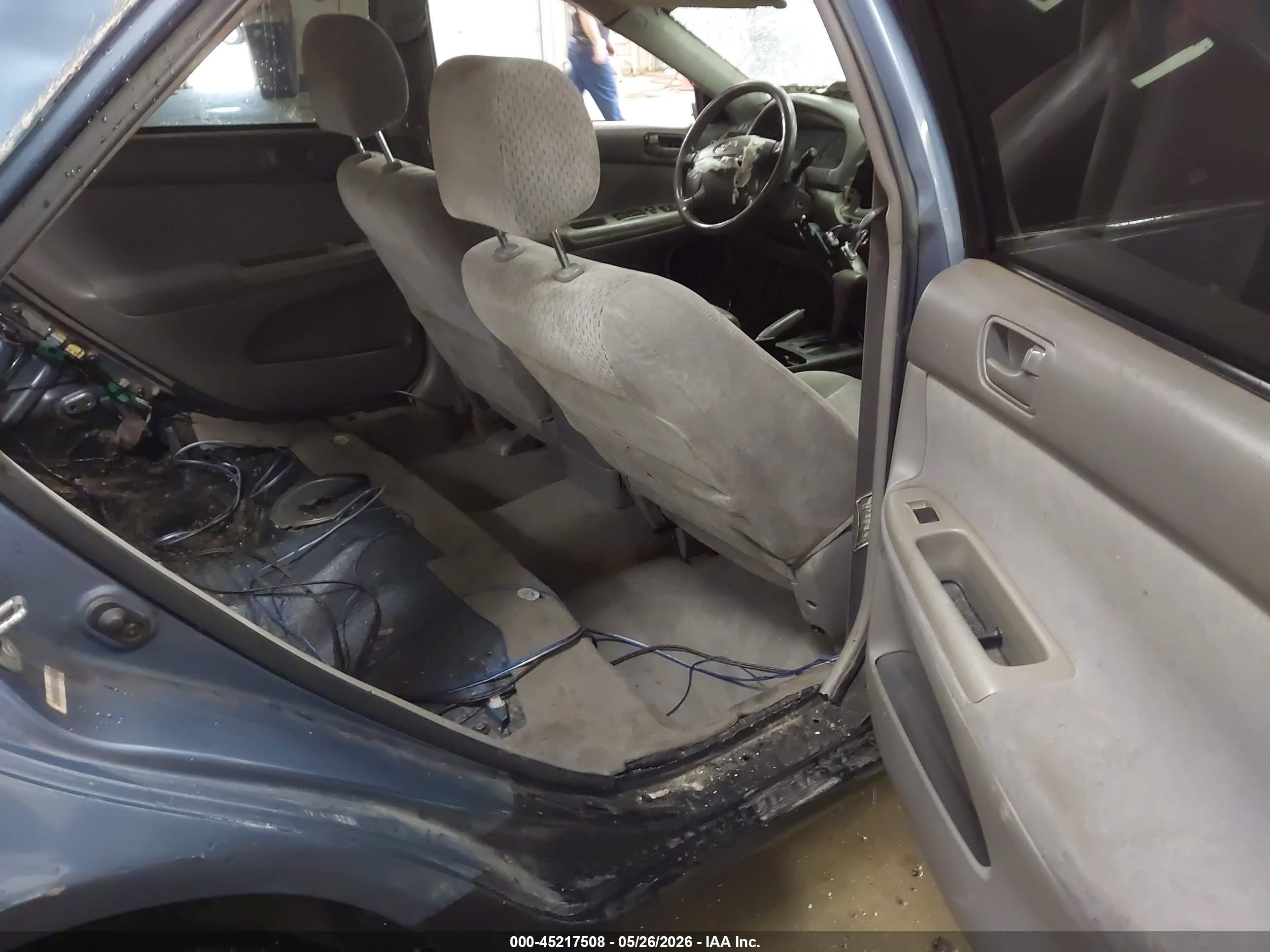 2003 Toyota Camry Le Синий vin: 4T1BE30K63U783881