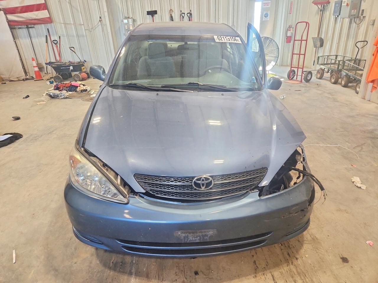 2004 Toyota Camry Le Синий vin: 4T1BE30K64U840128