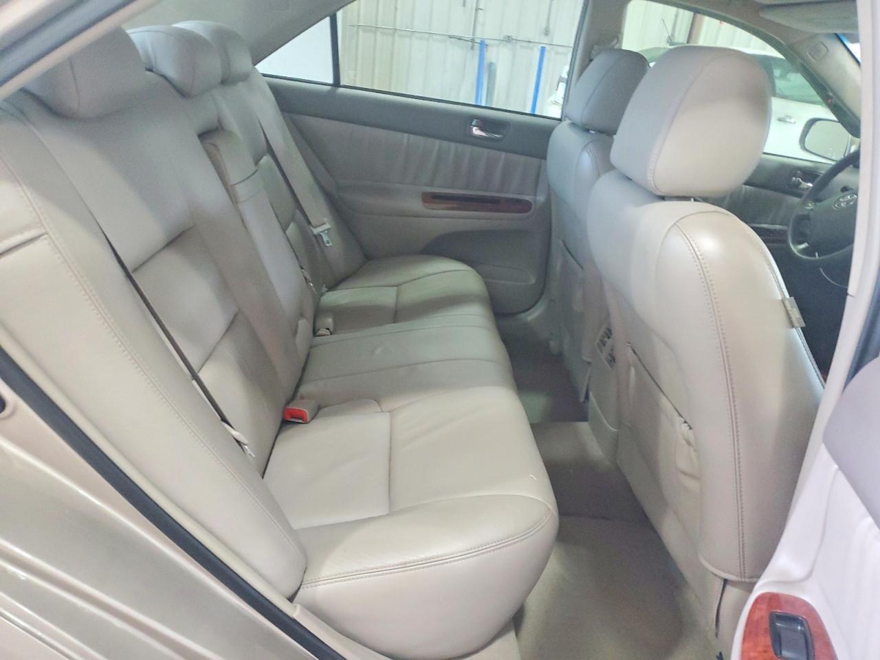 2005 Toyota Camry Xle Beige vin: 4T1BE30K65U008404