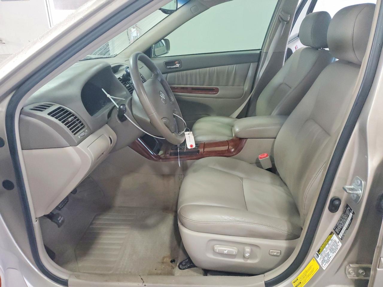 2005 Toyota Camry Xle Beige vin: 4T1BE30K65U008404