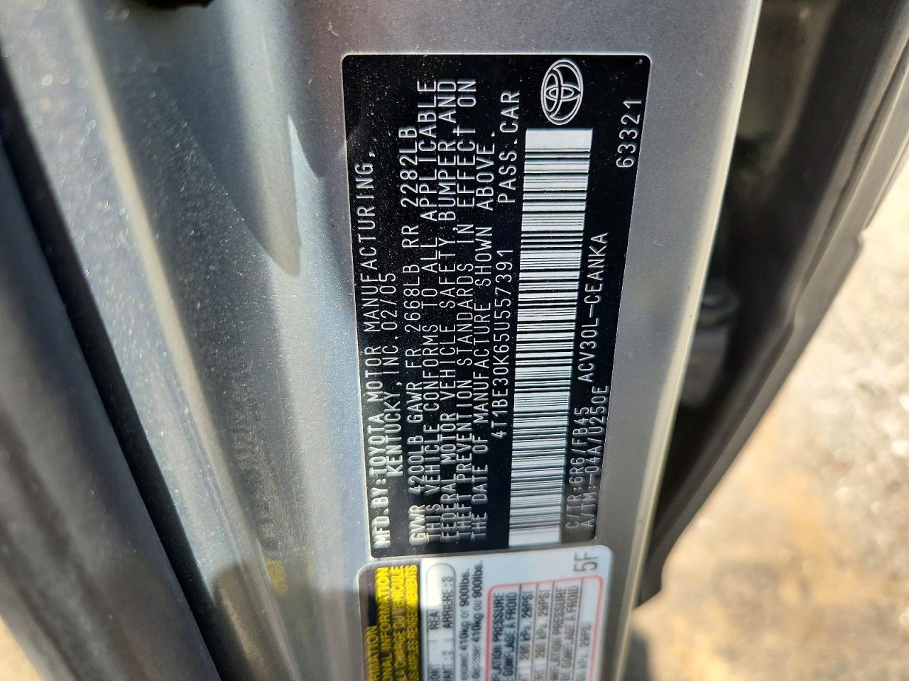 2005 Toyota Camry Le Silver vin: 4T1BE30K65U557391