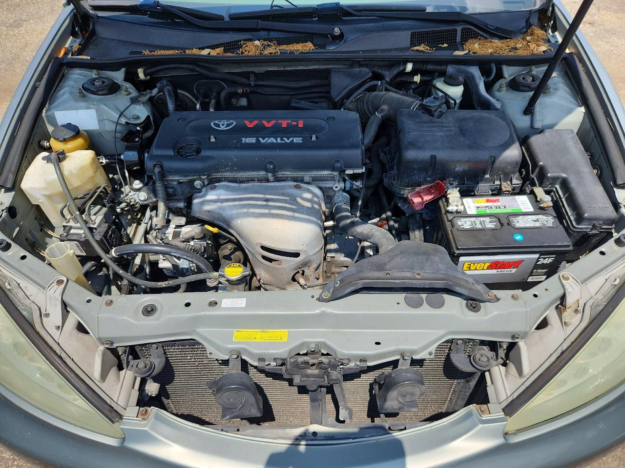 2005 Toyota Camry Le Silver vin: 4T1BE30K65U557391