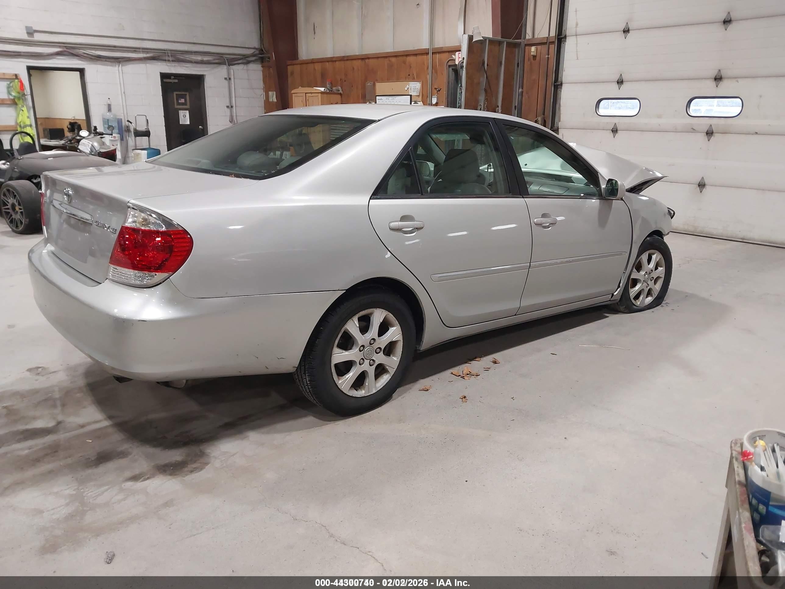 2005 Toyota Camry Xle Gray vin: 4T1BE30K65U588463