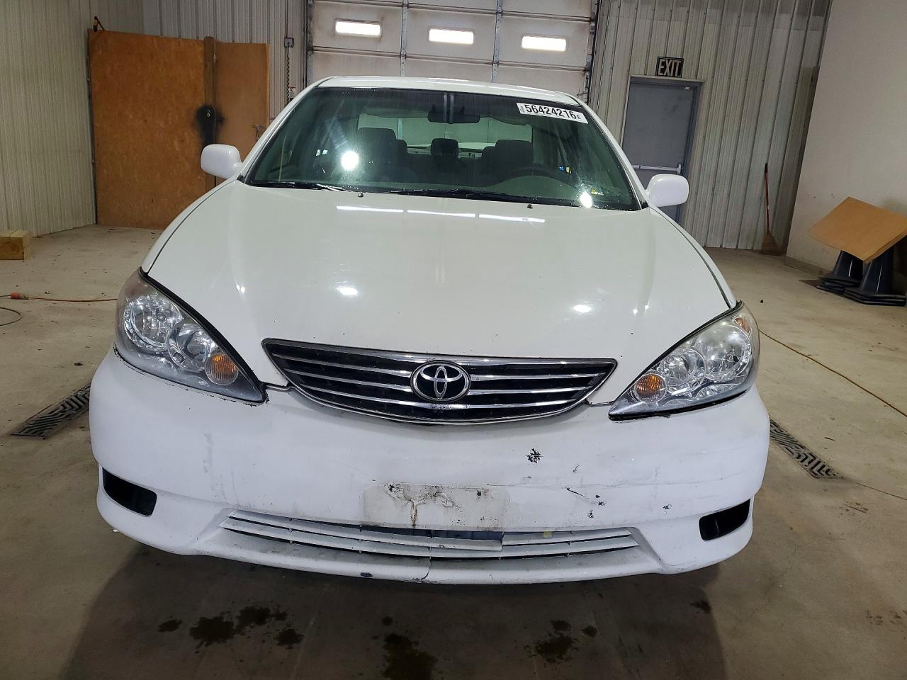 2005 Toyota Camry Le Белый vin: 4T1BE30K65U610512