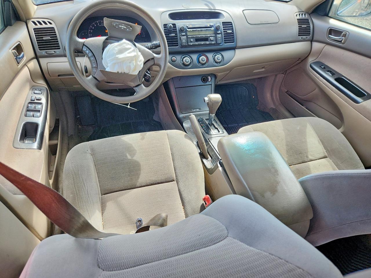 2005 Toyota Camry Le Tan vin: 4T1BE30K65U625950