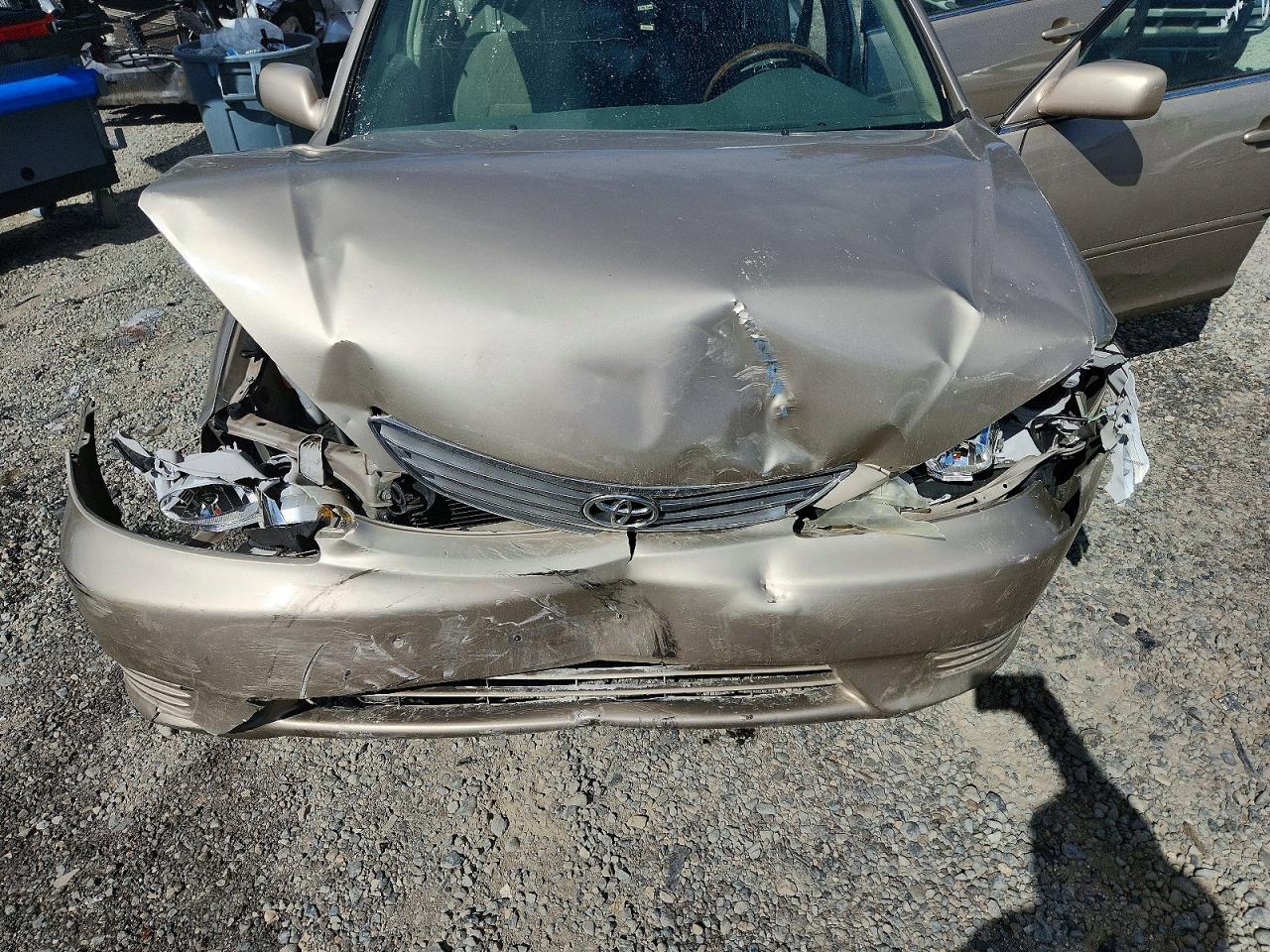 2005 Toyota Camry Le Tan vin: 4T1BE30K65U625950