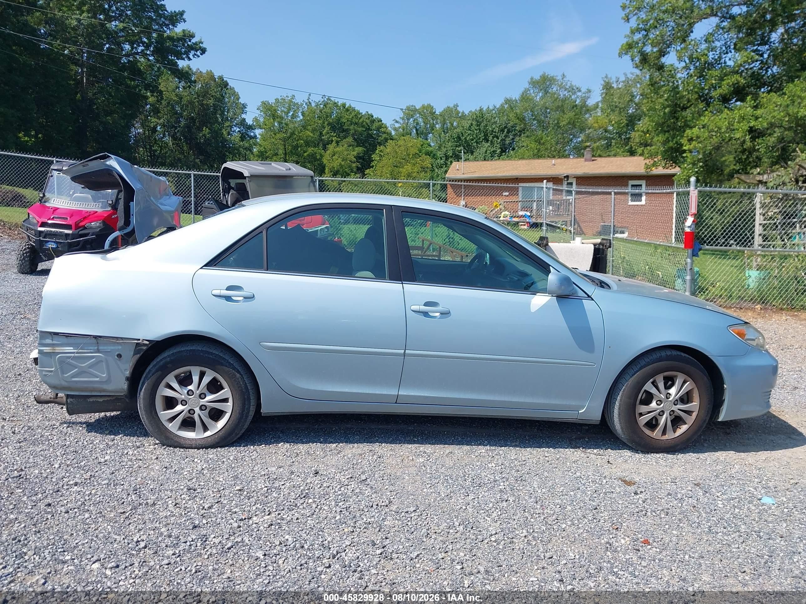 2006 Toyota Camry Le Blue vin: 4T1BE30K66U648307