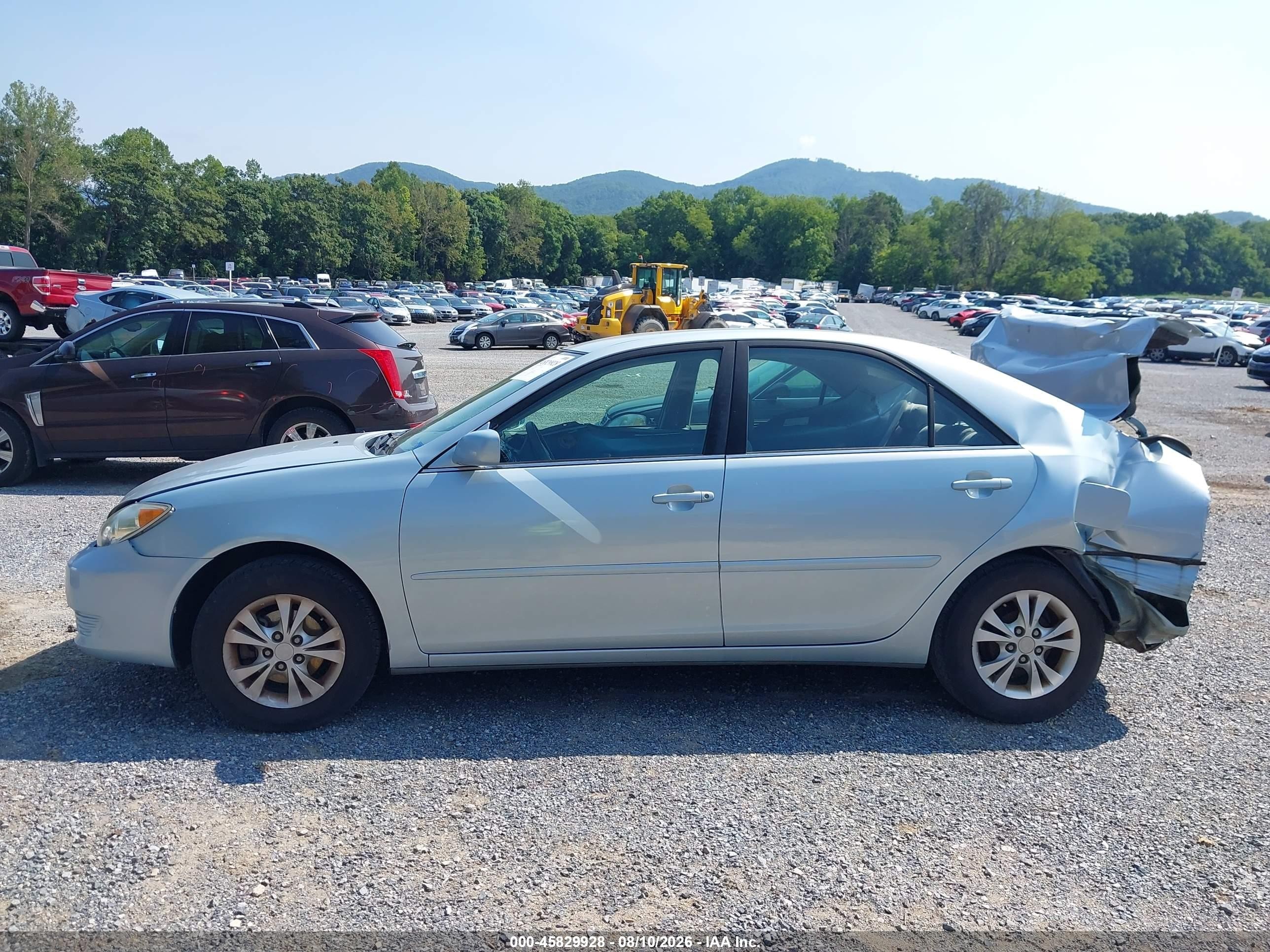 2006 Toyota Camry Le Blue vin: 4T1BE30K66U648307