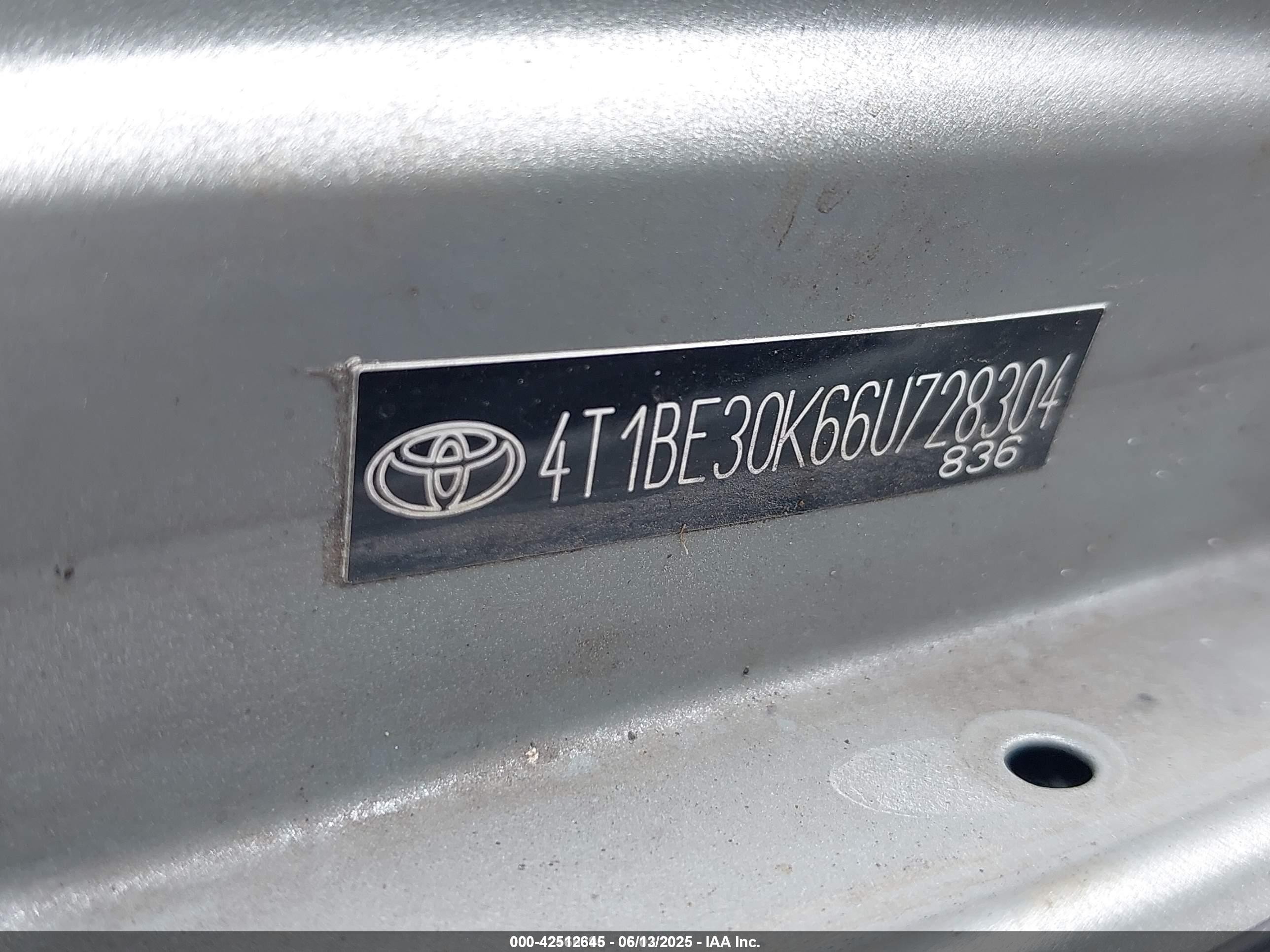 2006 Toyota Camry Xle Серебряный vin: 4T1BE30K66U728304