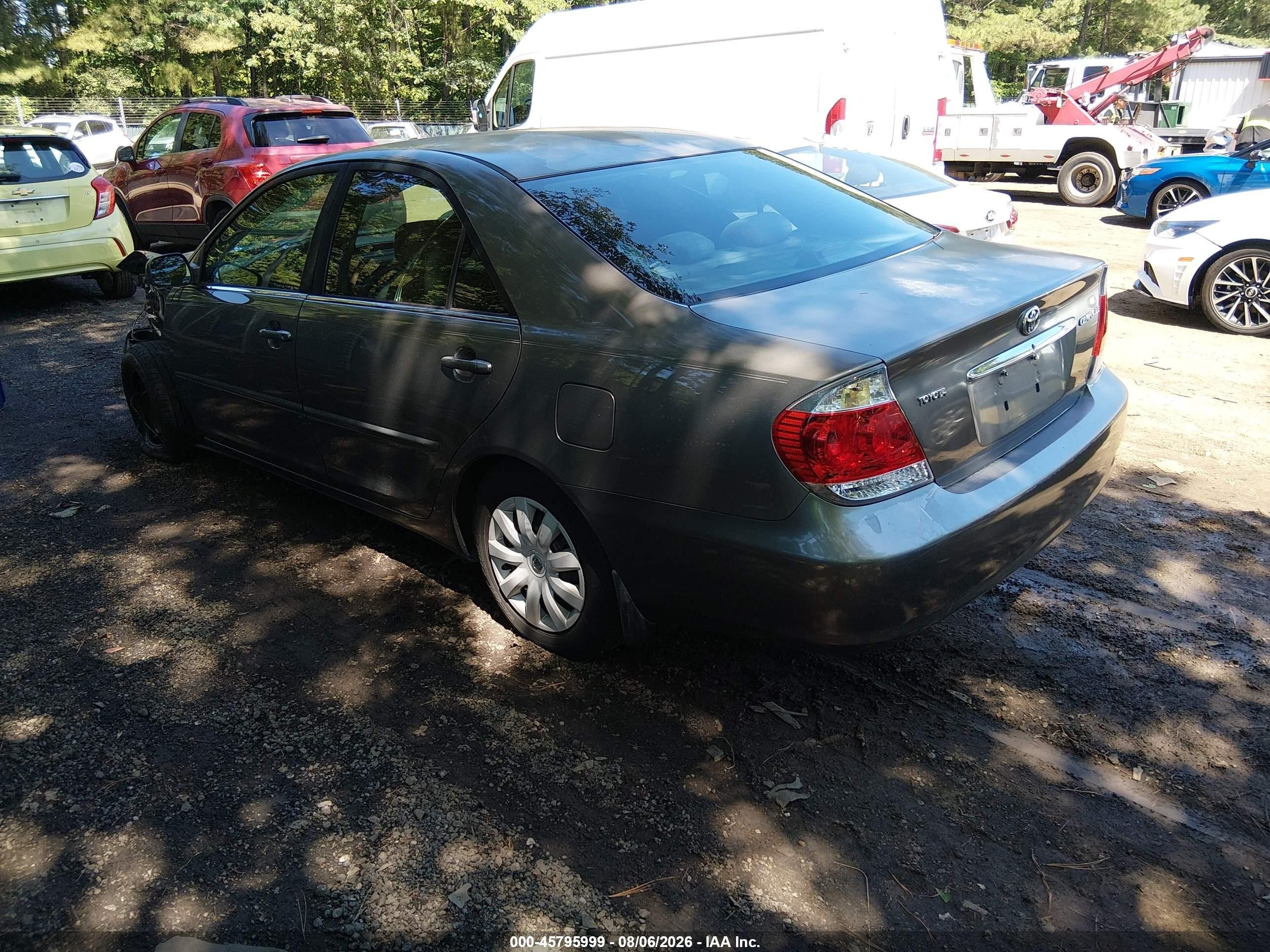 2006 Toyota Camry Le Gray vin: 4T1BE30K66U744745
