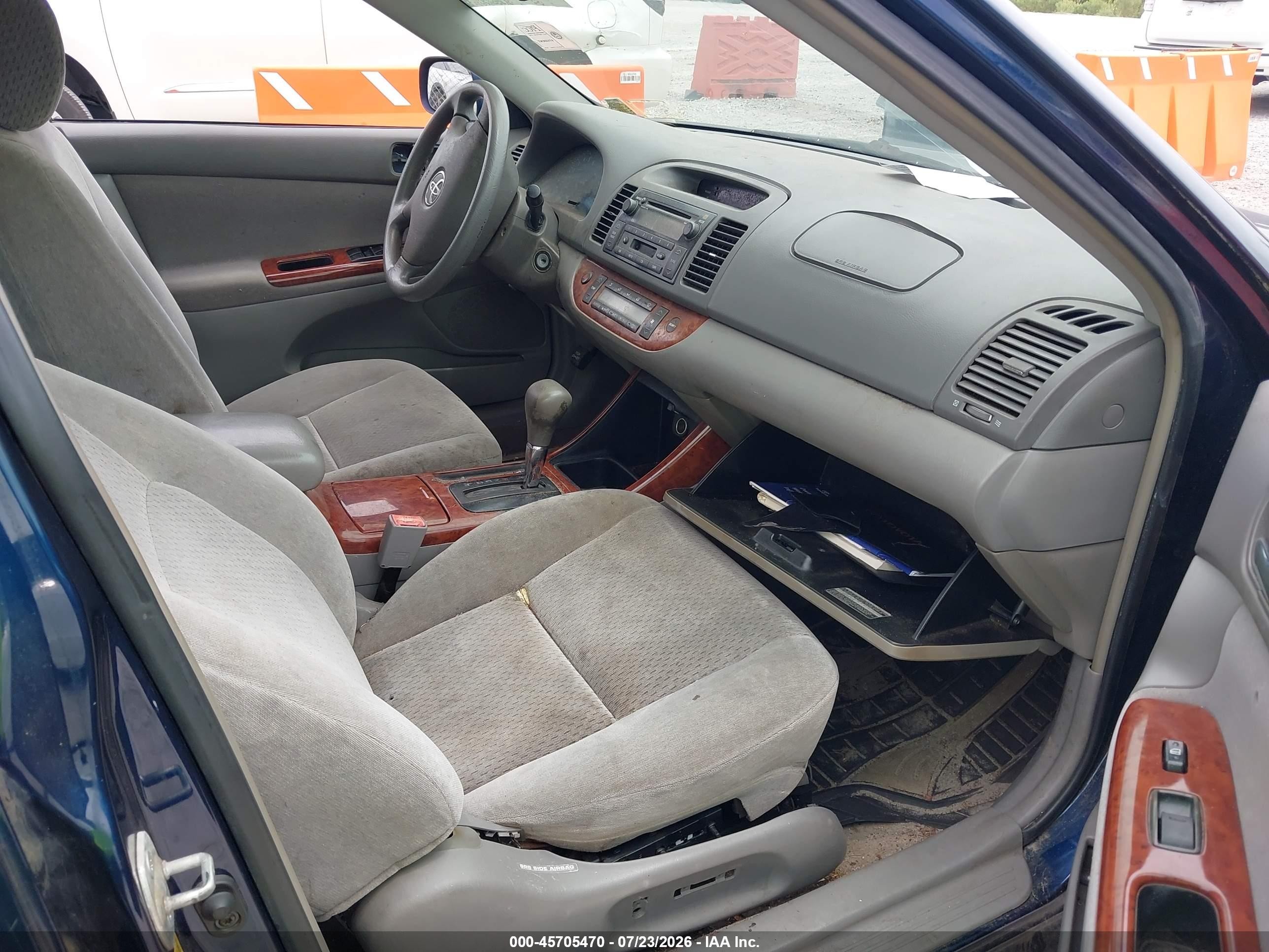 2002 Toyota Camry Xle Blue vin: 4T1BE30K72U614452