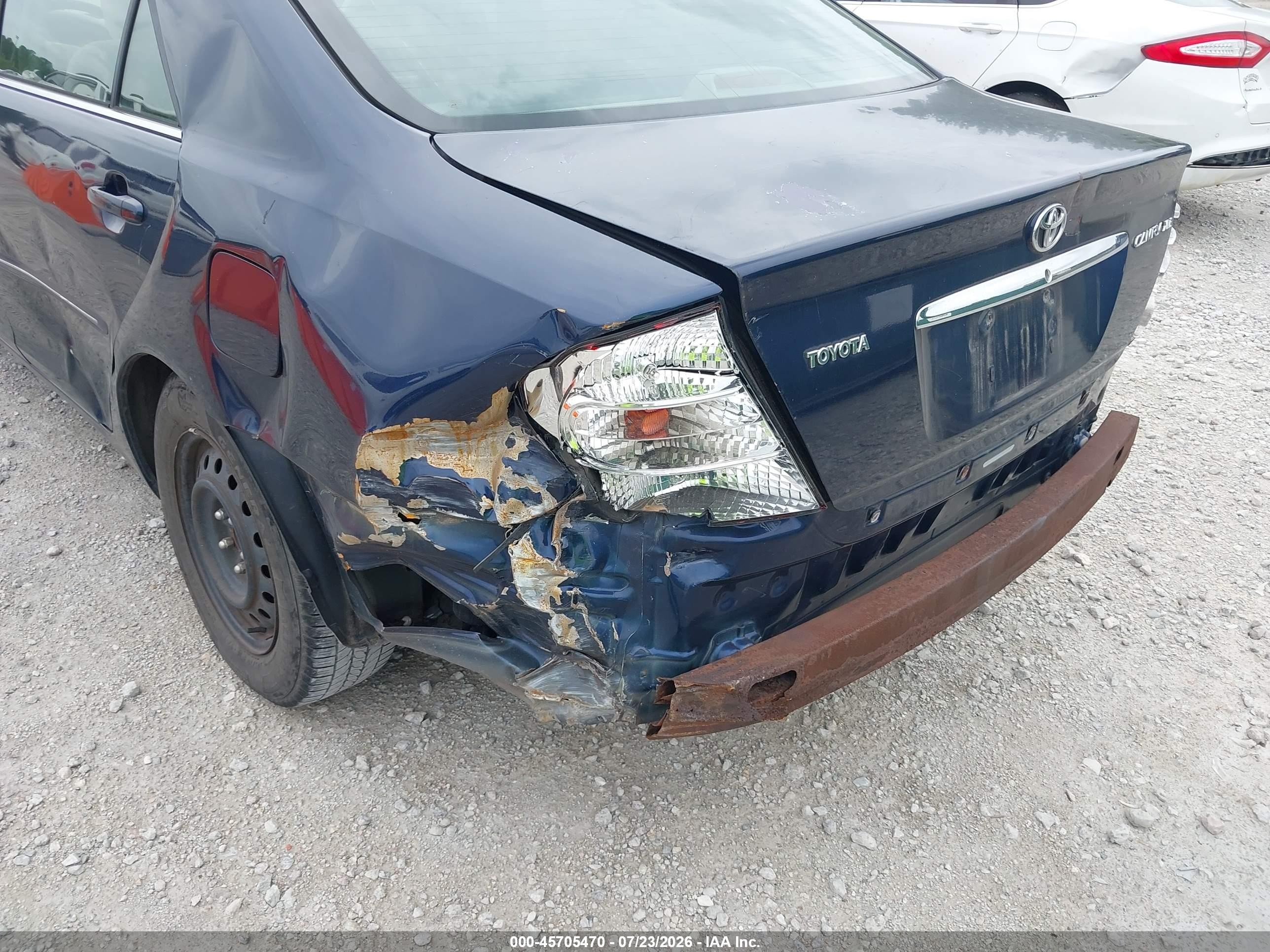 2002 Toyota Camry Xle Blue vin: 4T1BE30K72U614452