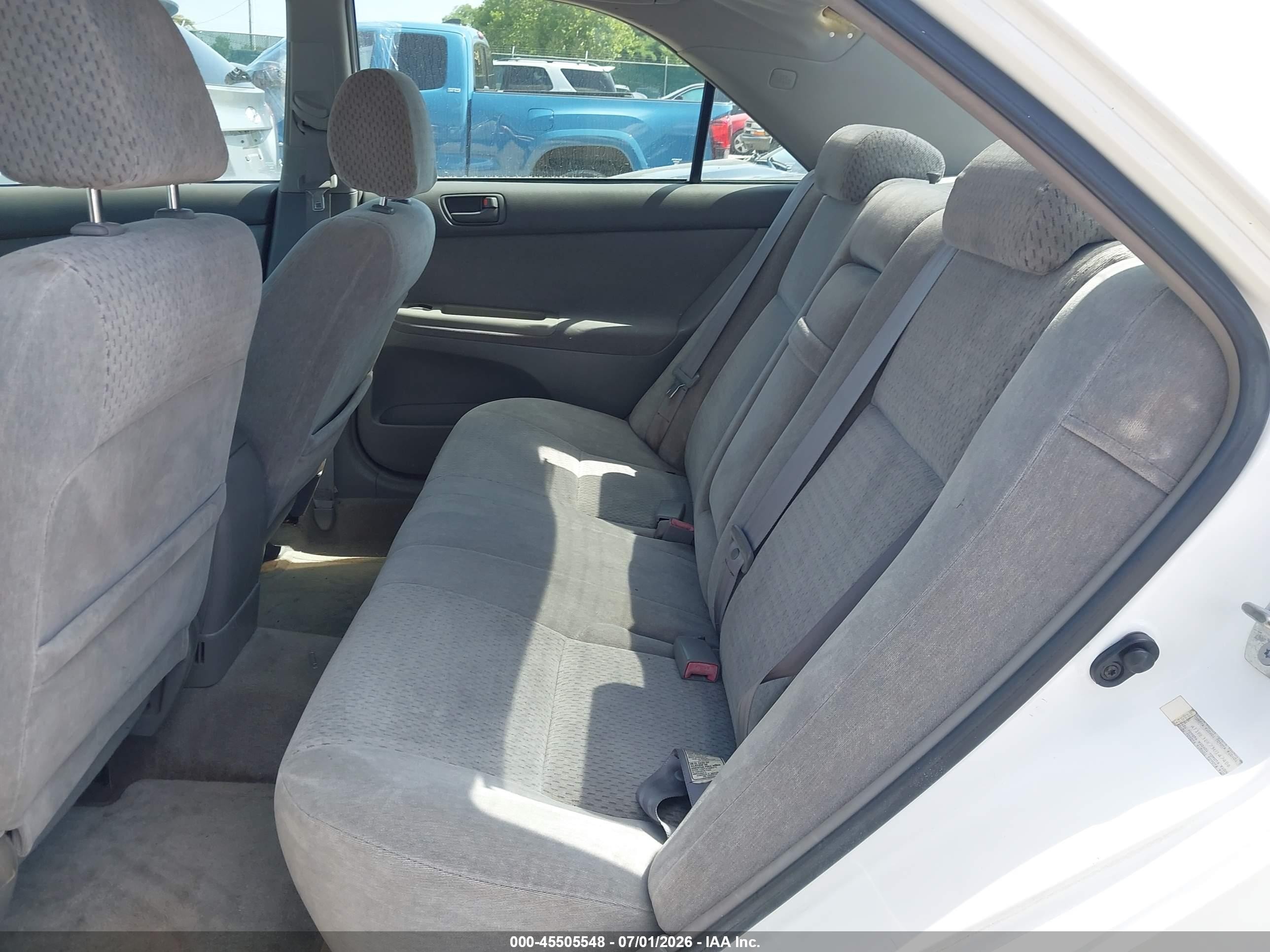 2003 Toyota Camry Le White vin: 4T1BE30K73U147406