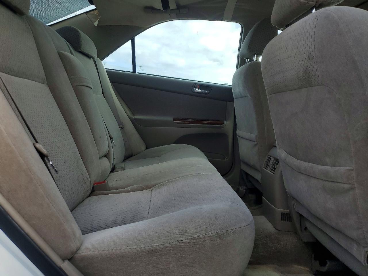 2003 Toyota Camry Xle White vin: 4T1BE30K73U242127
