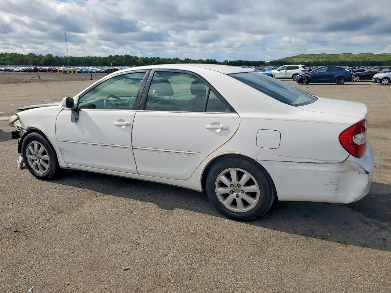 2003 Toyota Camry Xle White vin: 4T1BE30K73U242127