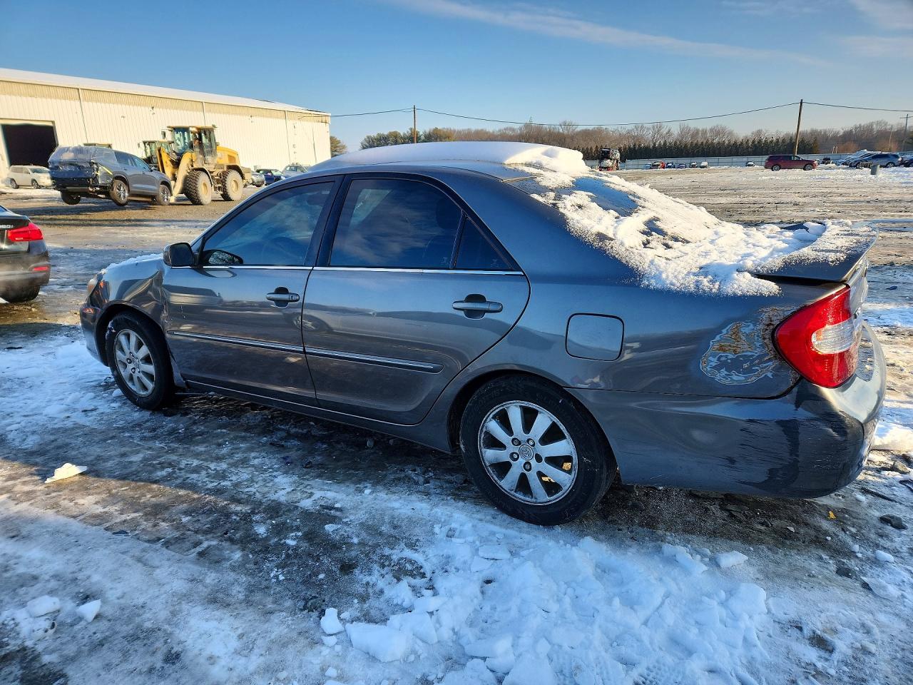 2003 Toyota Camry Le Gold vin: 4T1BE30K73U672322