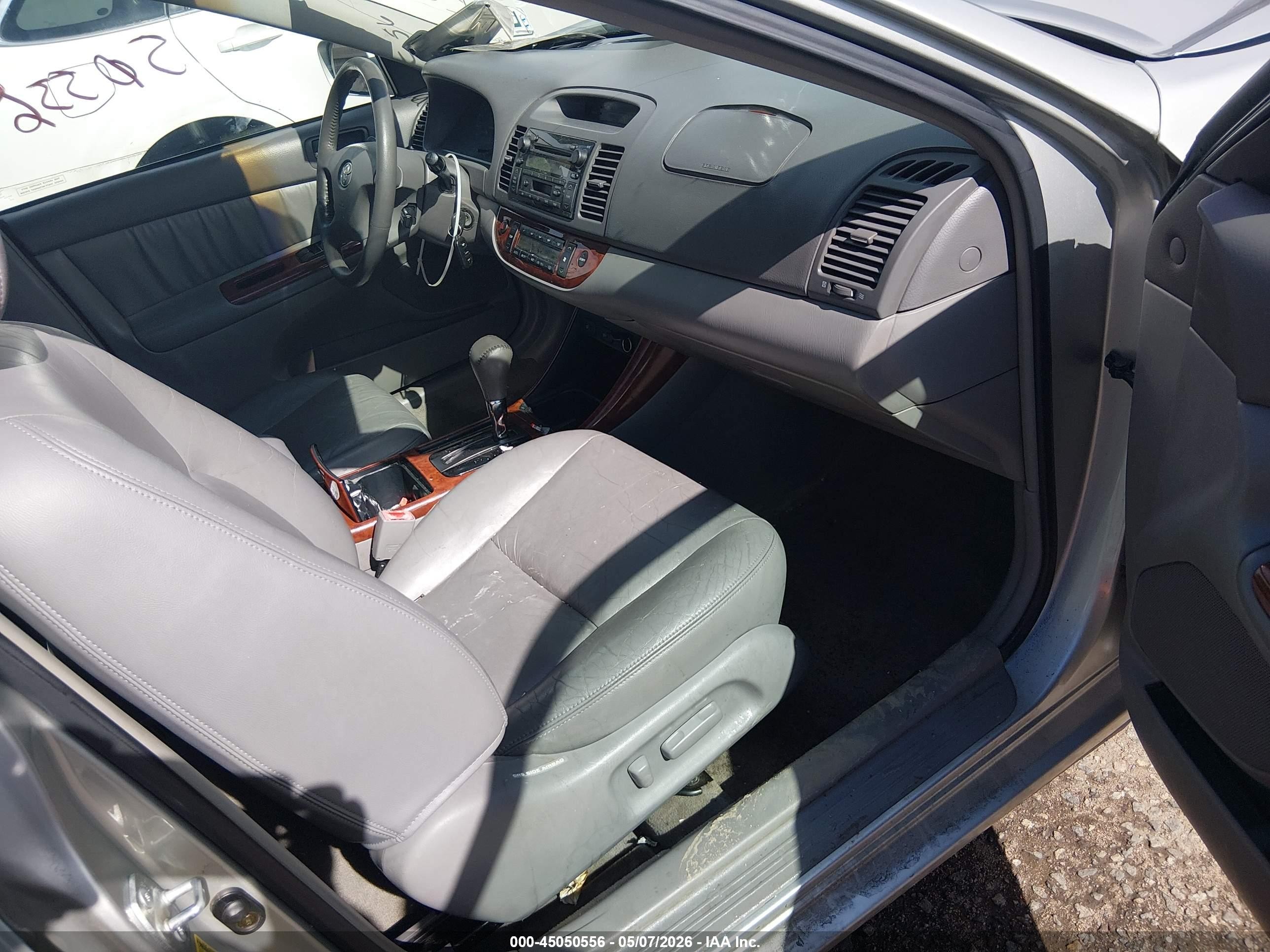 2003 Toyota Camry Xle Silver vin: 4T1BE30K73U718974