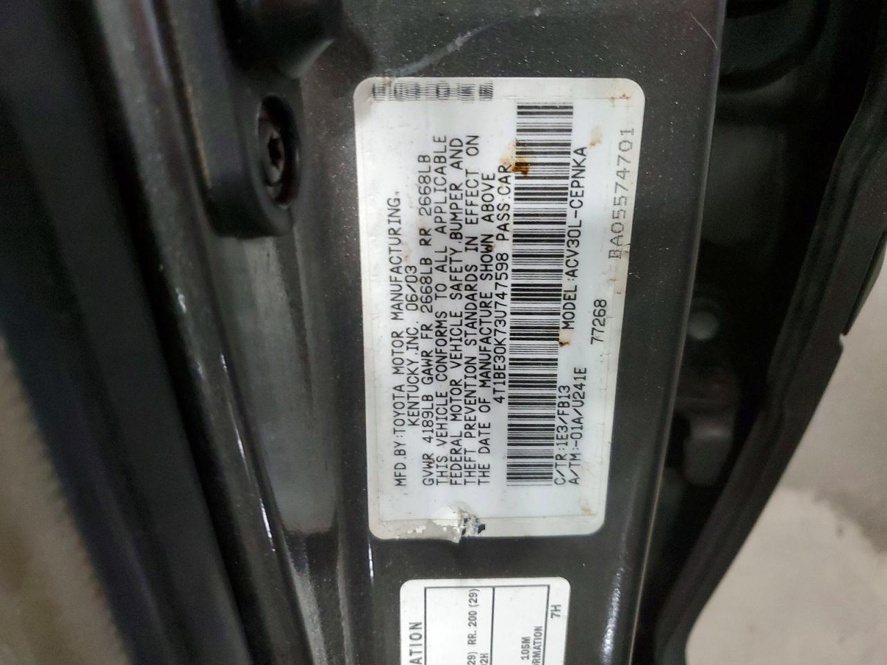 2003 Toyota Camry Le Gray vin: 4T1BE30K73U747598