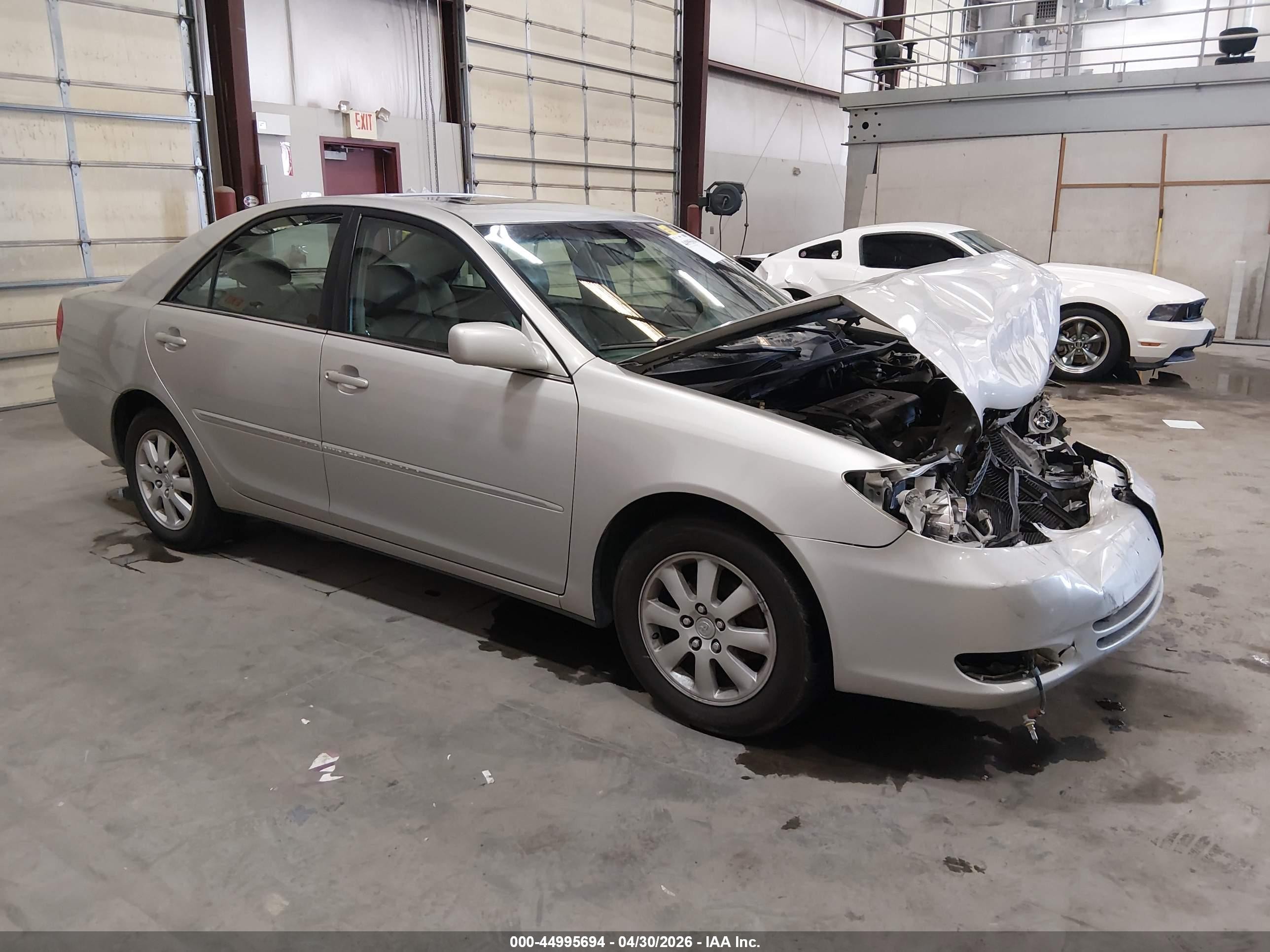 2004 Toyota Camry Xle Gray vin: 4T1BE30K74U925964