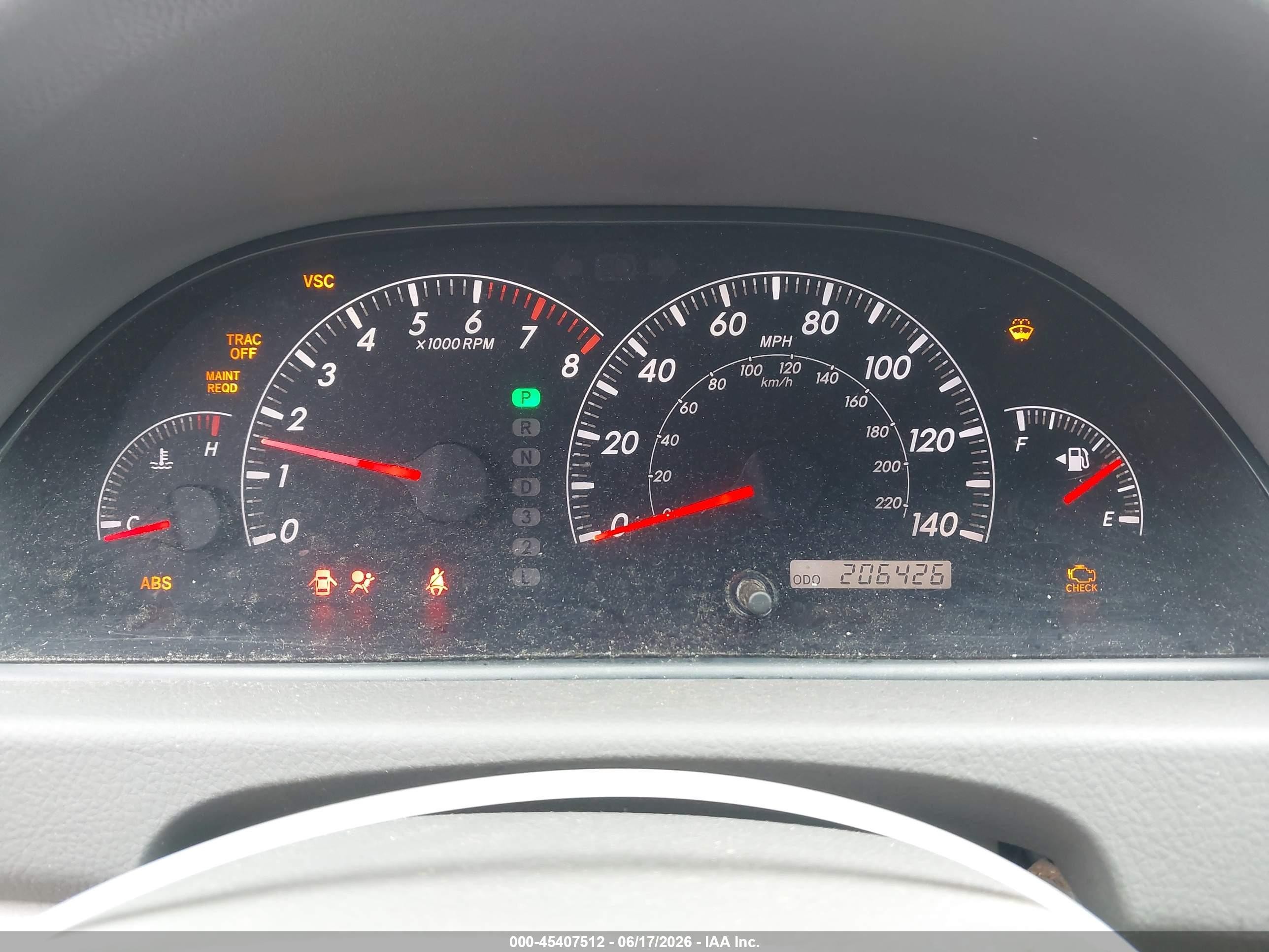 2005 Toyota Camry Le Silver vin: 4T1BE30K75U523685