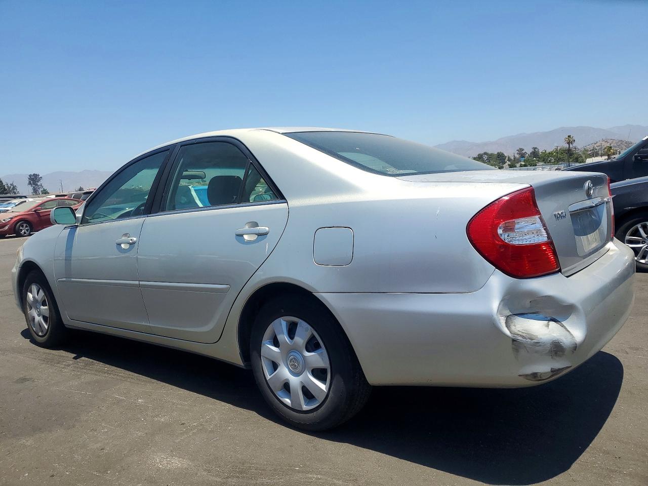 2002 Toyota Camry Le Silver vin: 4T1BE30K82U006147