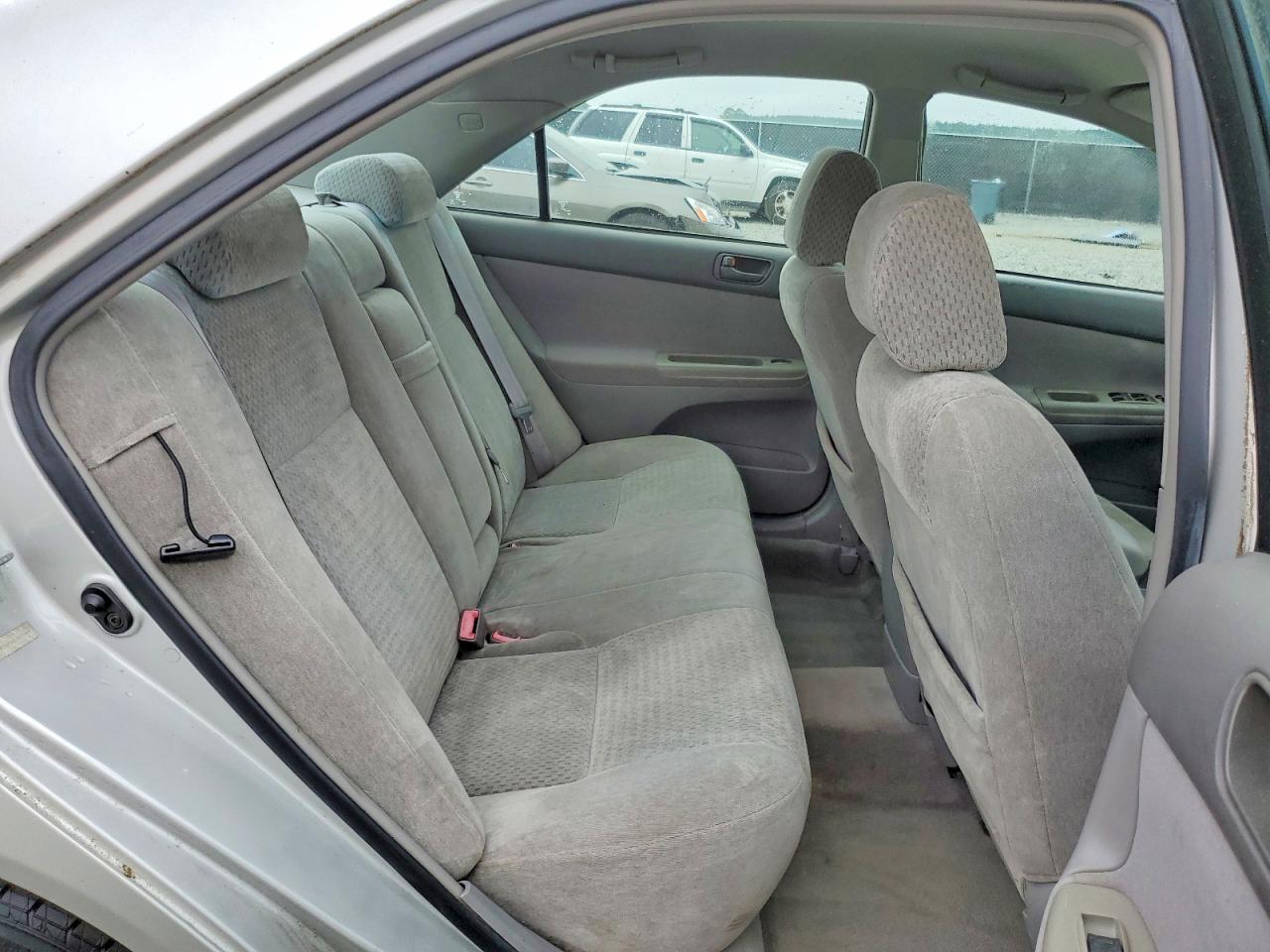2002 Toyota Camry Le Желто-коричневый vin: 4T1BE30K82U063349