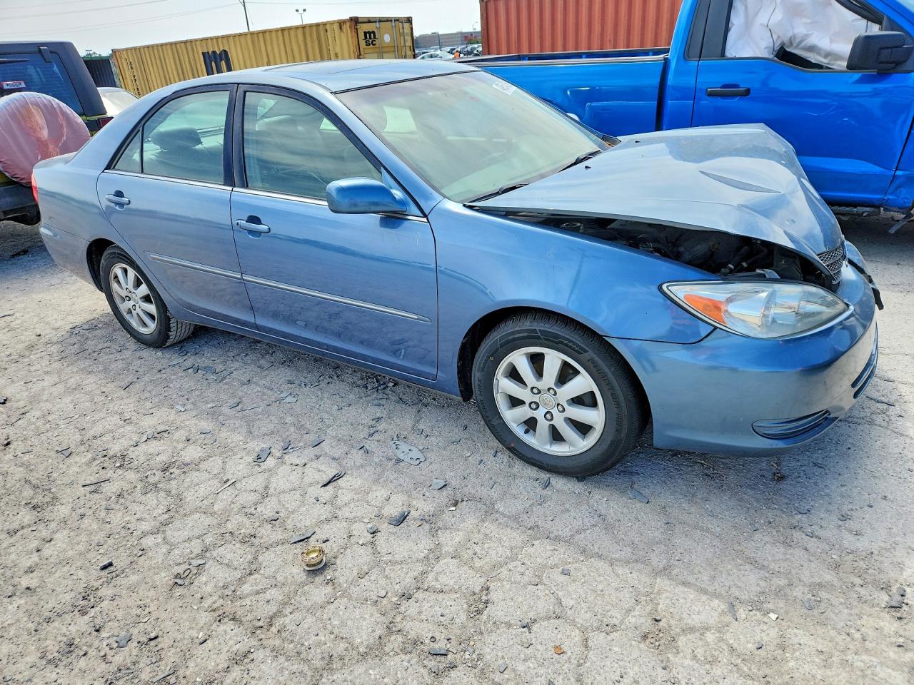 2002 Toyota Camry Le Blue vin: 4T1BE30K82U636542