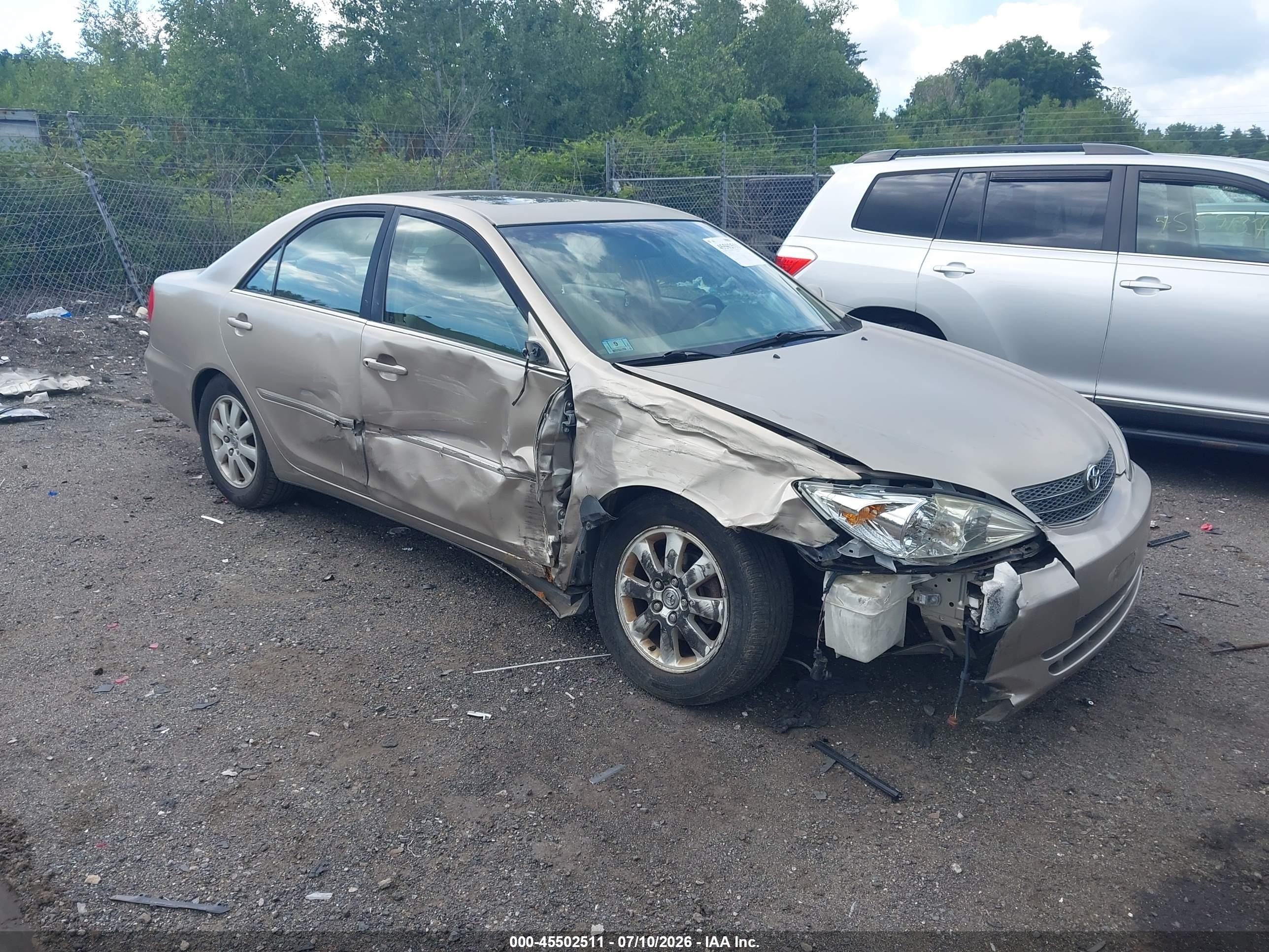 2003 Toyota Camry Xle Желто-коричневый vin: 4T1BE30K83U764247