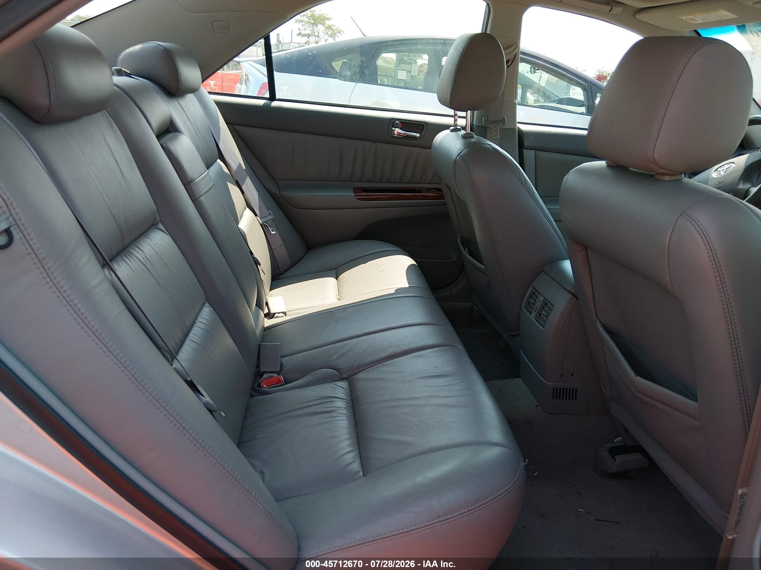 2003 Toyota Camry Xle Silver vin: 4T1BE30K83U775006