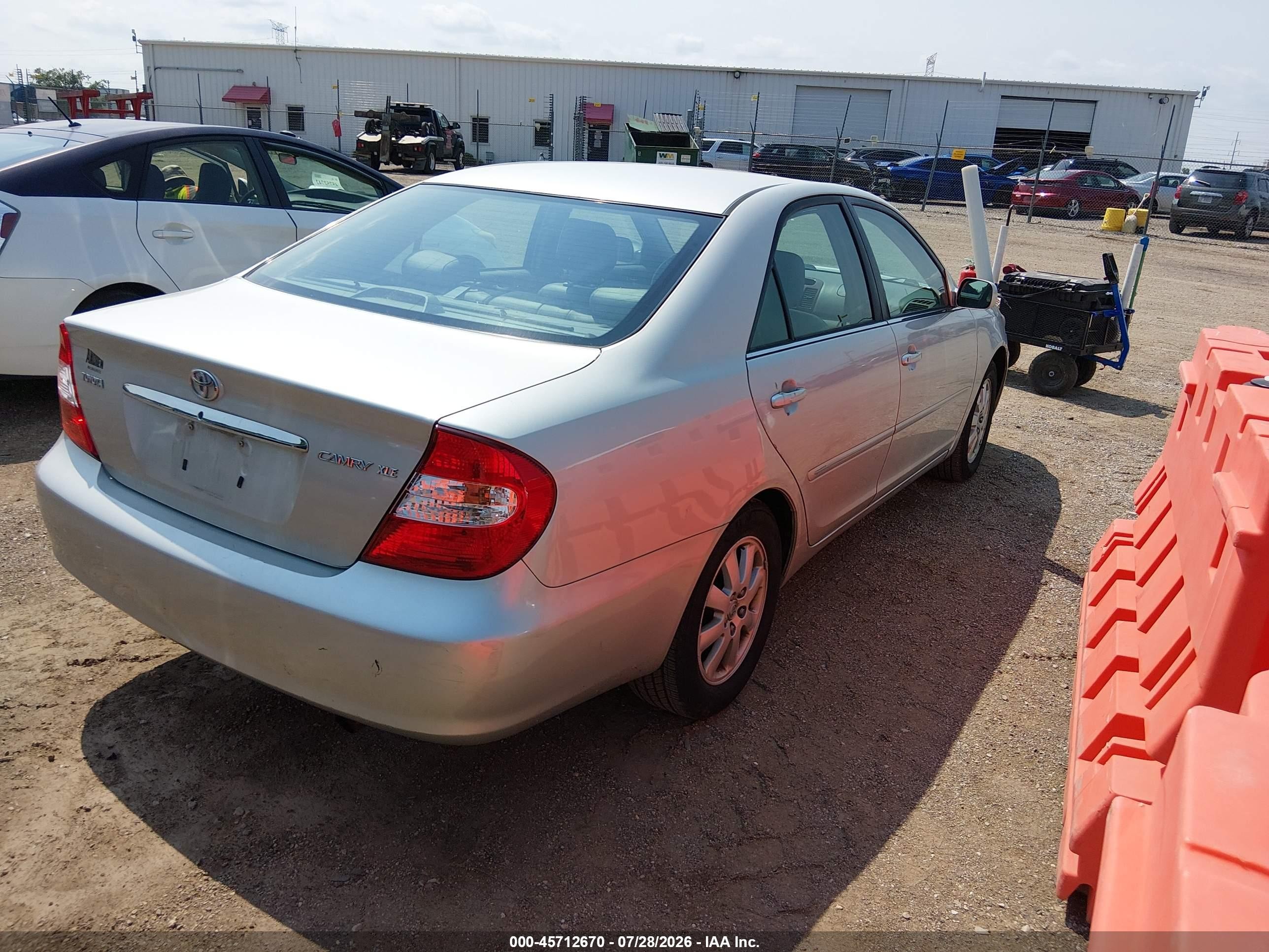 2003 Toyota Camry Xle Silver vin: 4T1BE30K83U775006