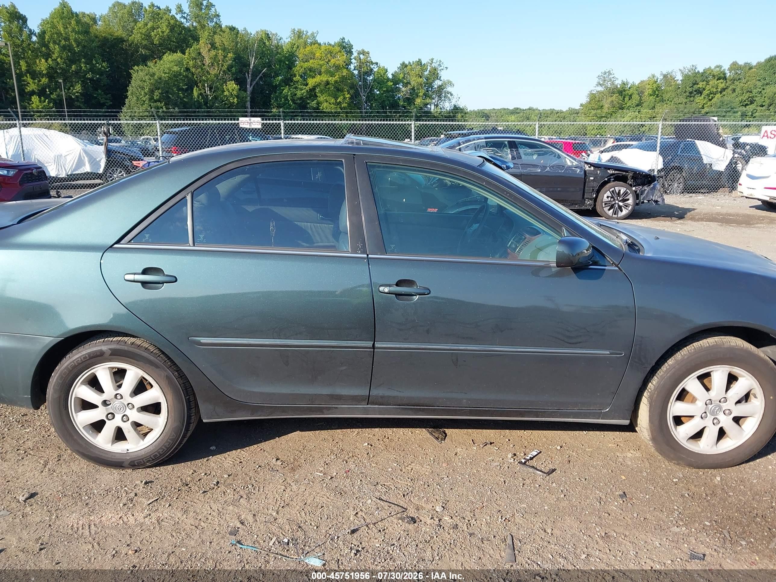 2004 Toyota Camry Xle Зеленый vin: 4T1BE30K84U267720