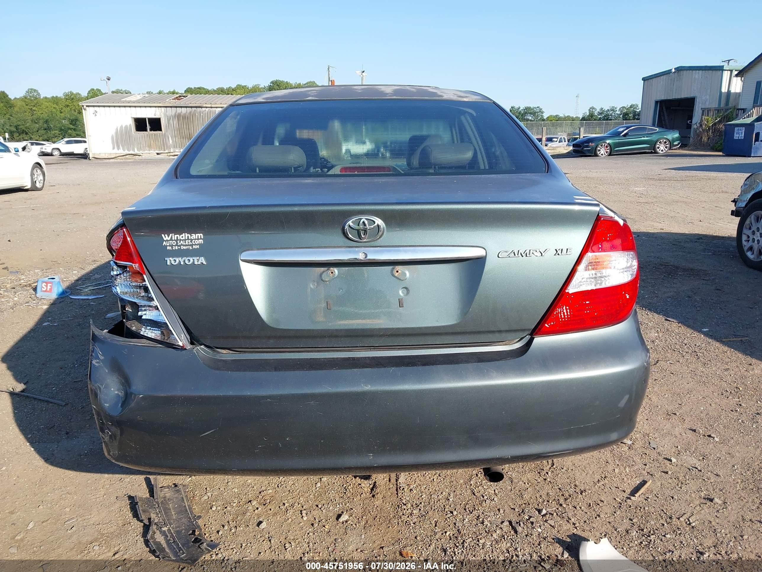 2004 Toyota Camry Xle Зеленый vin: 4T1BE30K84U267720