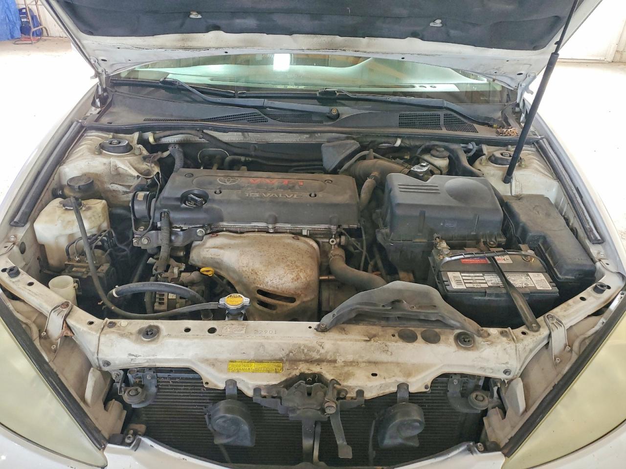 2004 Toyota Camry Xle Белый vin: 4T1BE30K84U330346