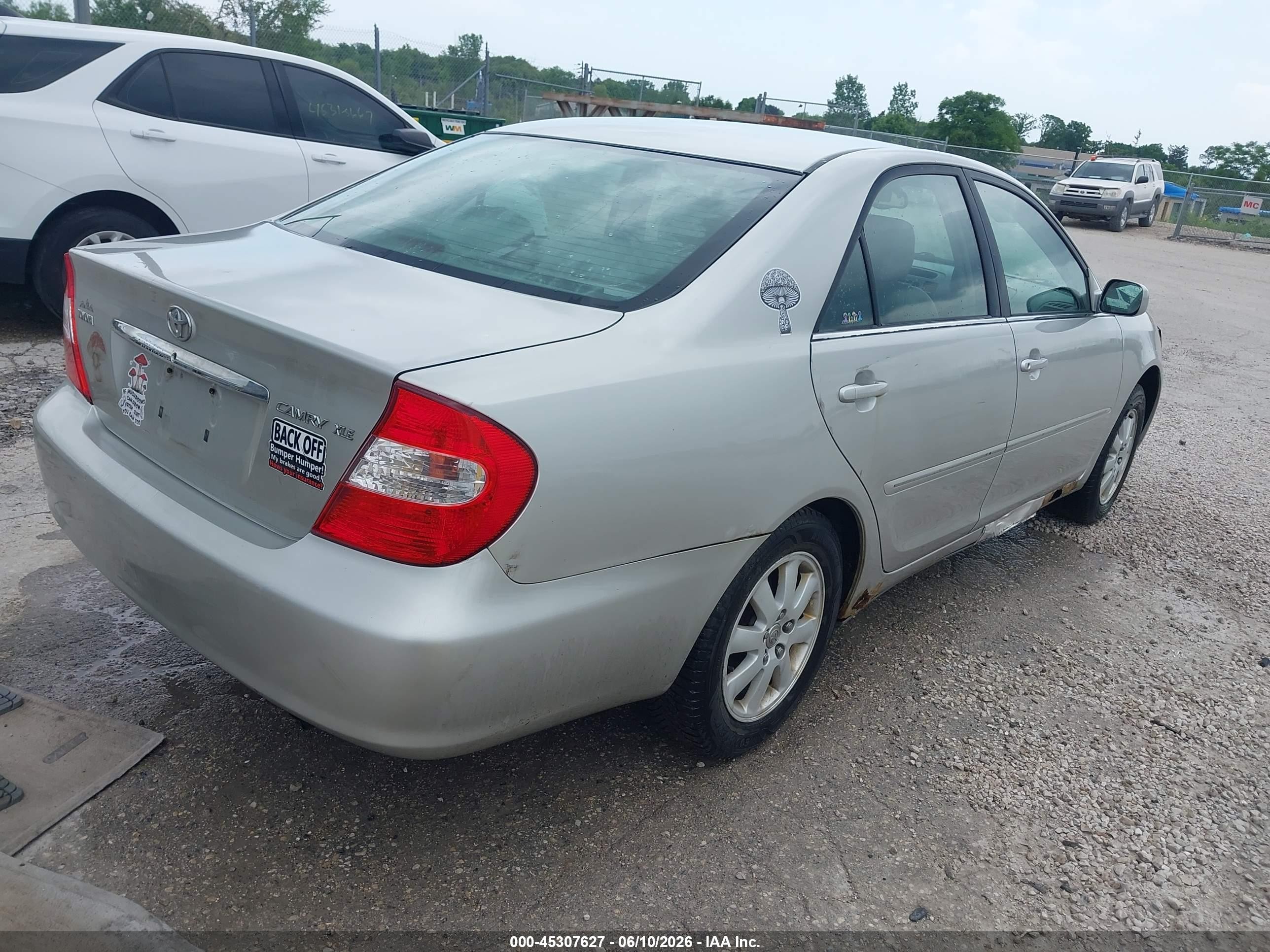 2004 Toyota Camry Xle Silver vin: 4T1BE30K84U879688