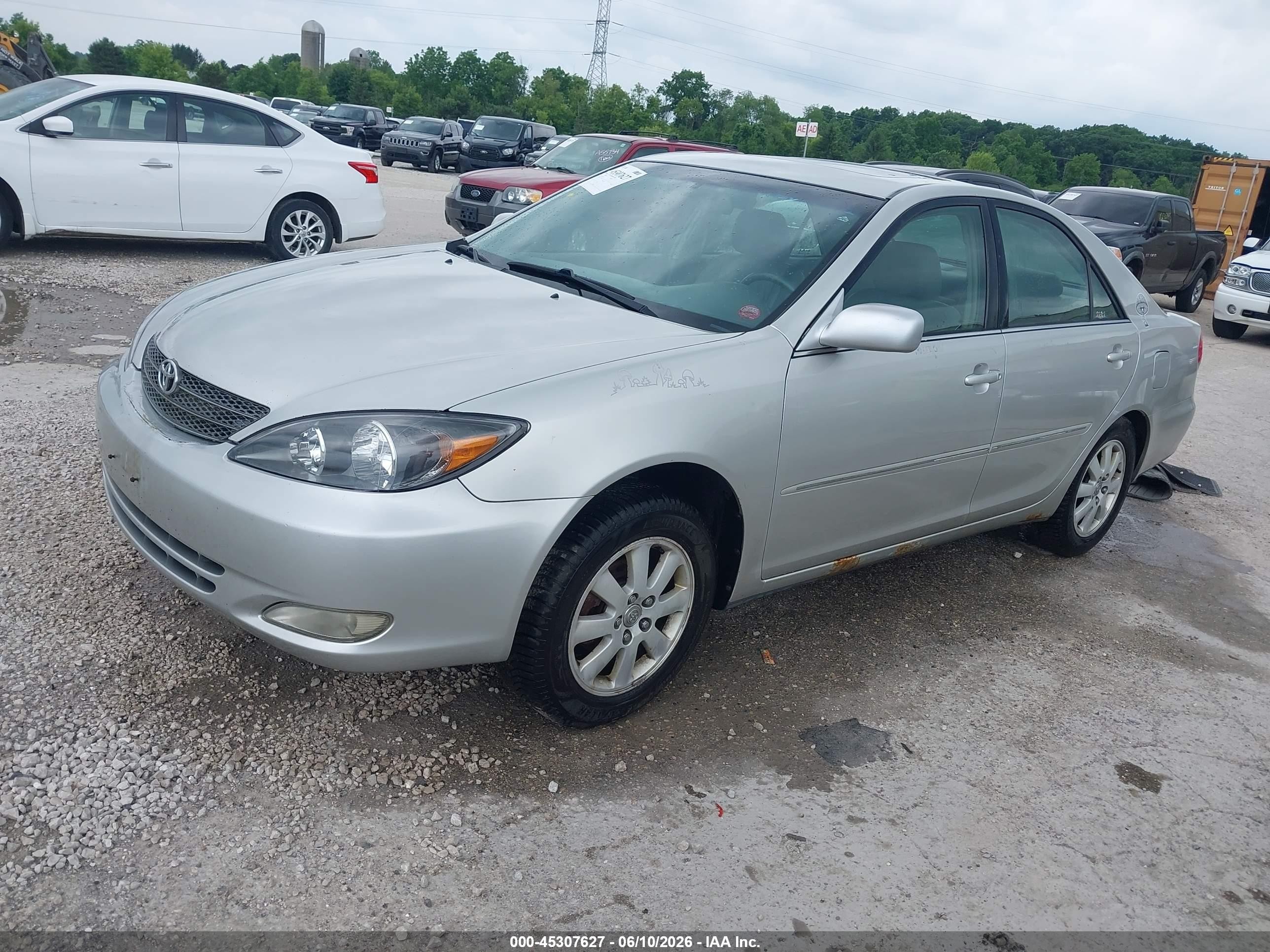 2004 Toyota Camry Xle Silver vin: 4T1BE30K84U879688