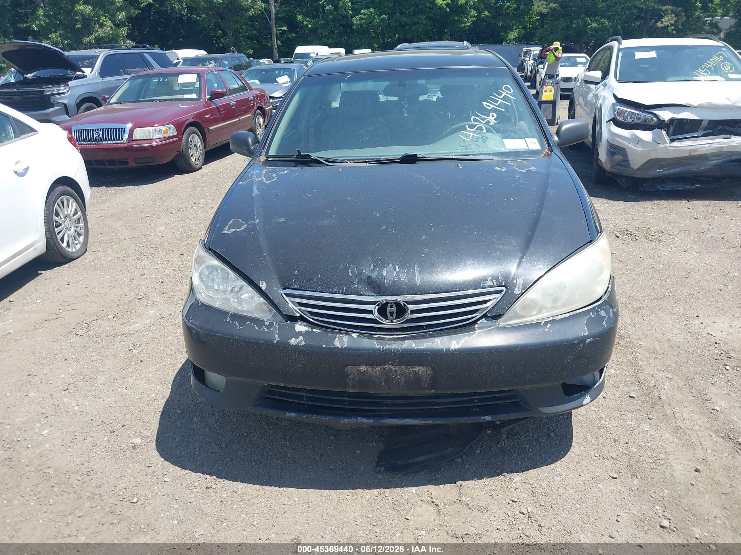 2005 Toyota Camry Xle Черный vin: 4T1BE30K85U389351