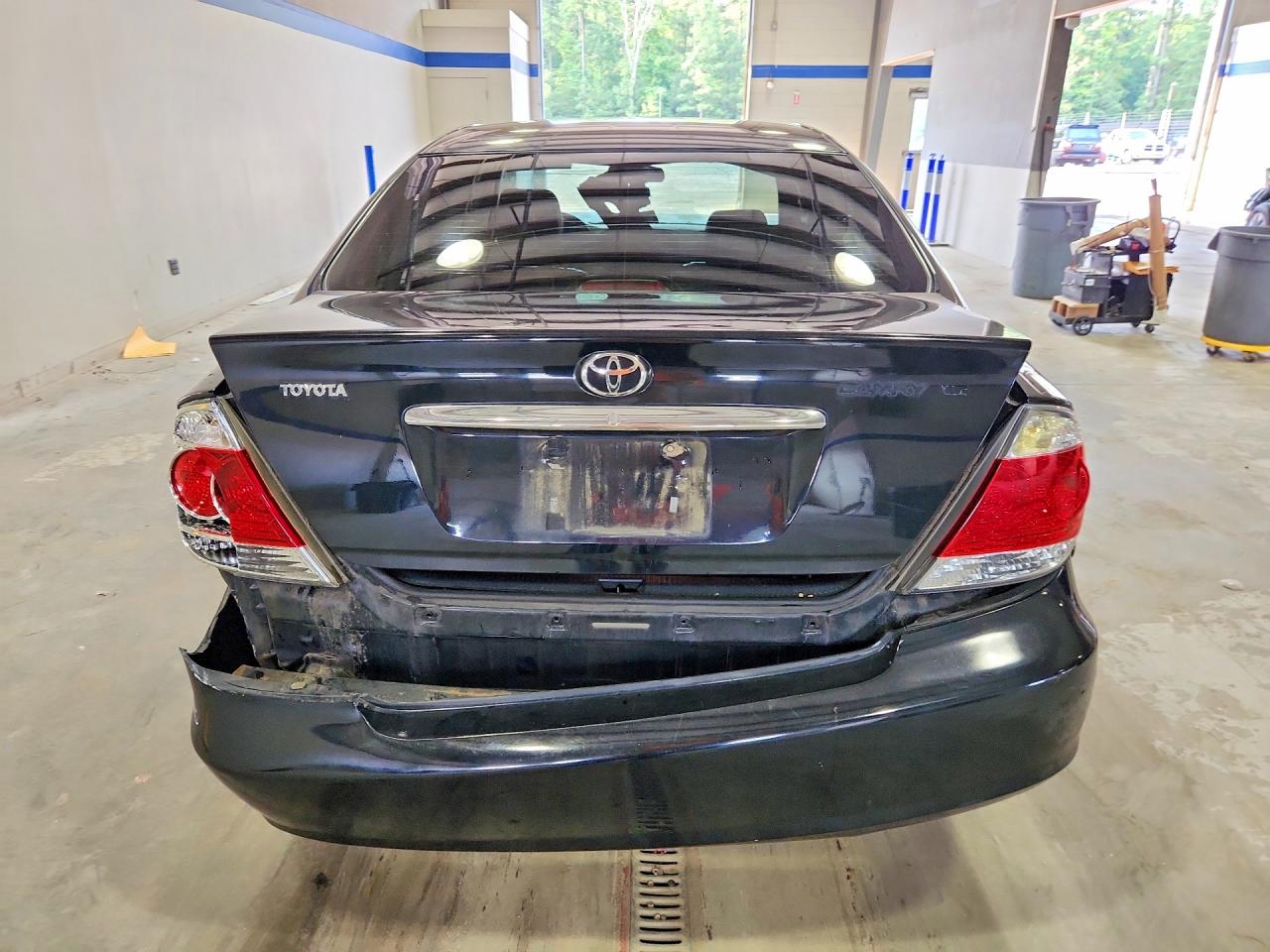 2005 Toyota Camry Xle Черный vin: 4T1BE30K85U408576