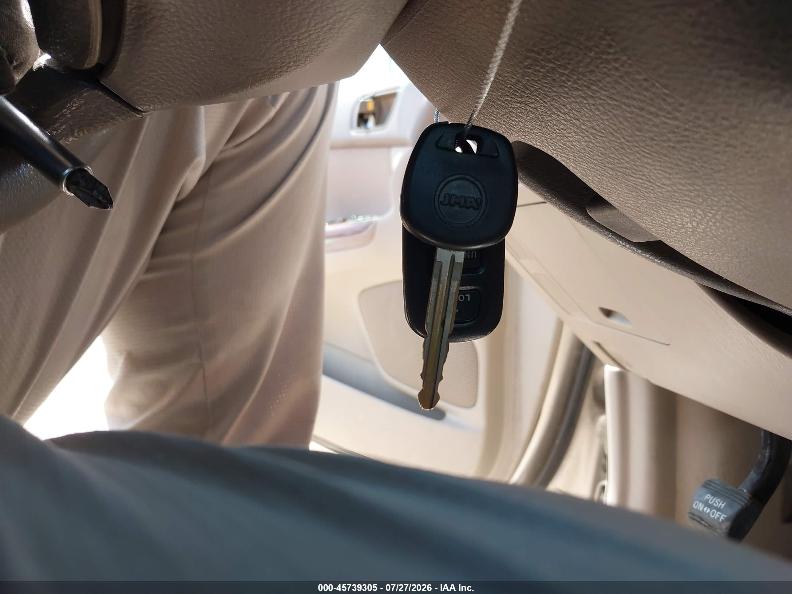 2005 Toyota Camry Xle Champagne vin: 4T1BE30K85U516714