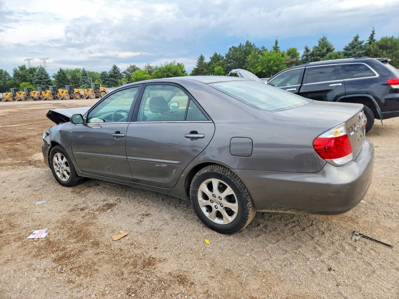 2005 Toyota Camry Xle Gray vin: 4T1BE30K85U518592