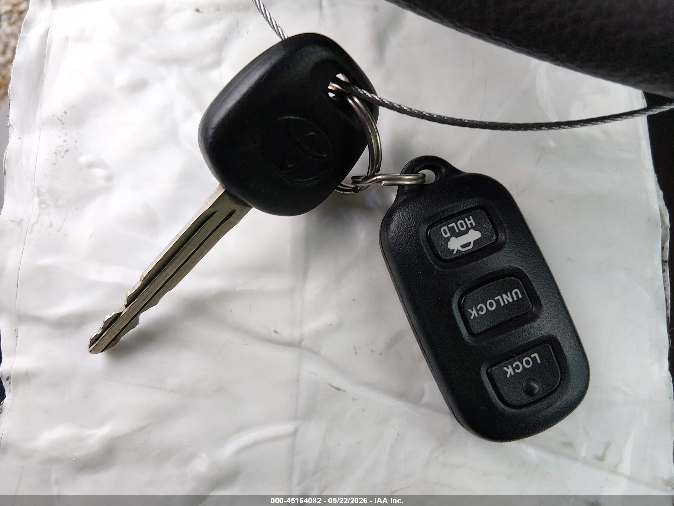 2005 Toyota Camry Xle Серый vin: 4T1BE30K85U527566