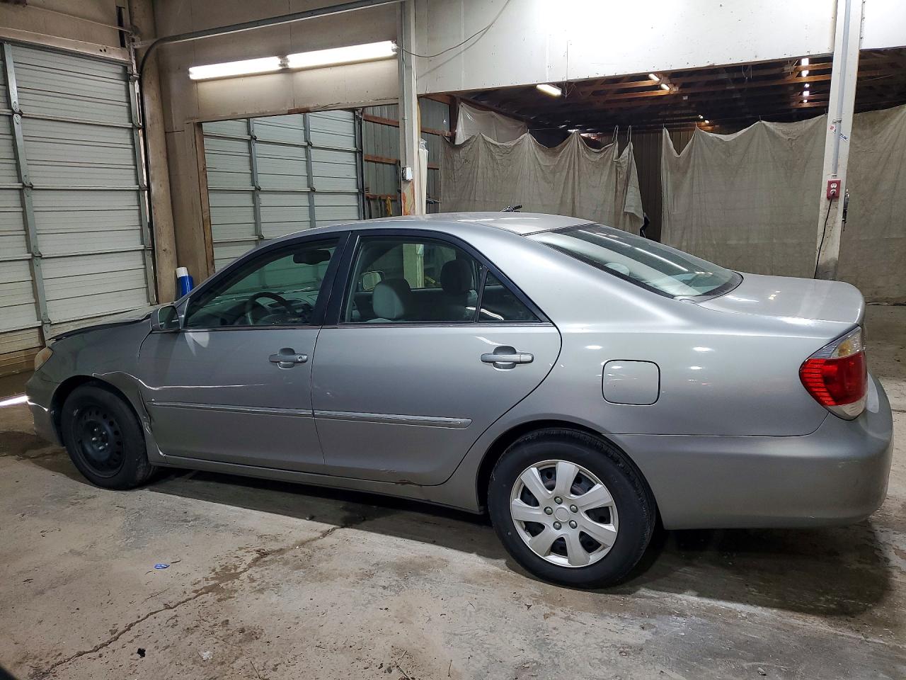 2005 Toyota Camry Xle Silver vin: 4T1BE30K85U556274