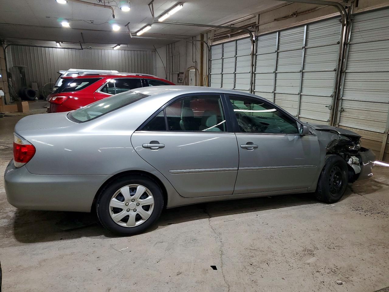 2005 Toyota Camry Xle Silver vin: 4T1BE30K85U556274