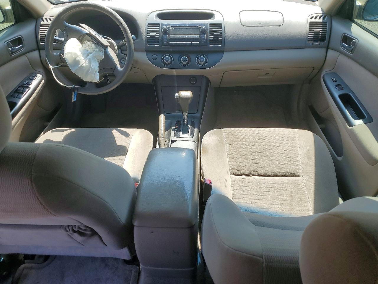 2005 Toyota Camry Le Tan vin: 4T1BE30K85U591736