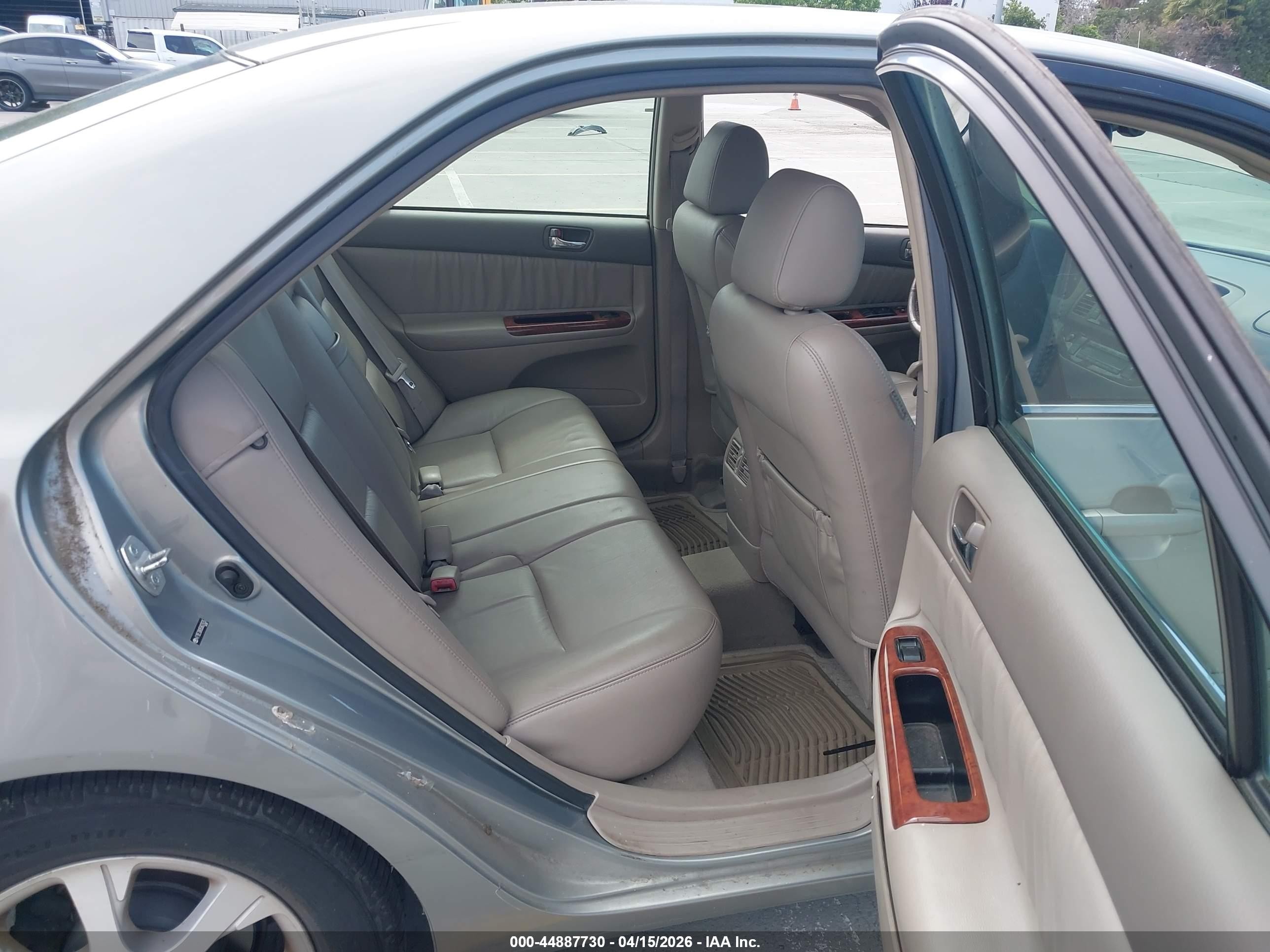 2005 Toyota Camry Xle Silver vin: 4T1BE30K85U627635