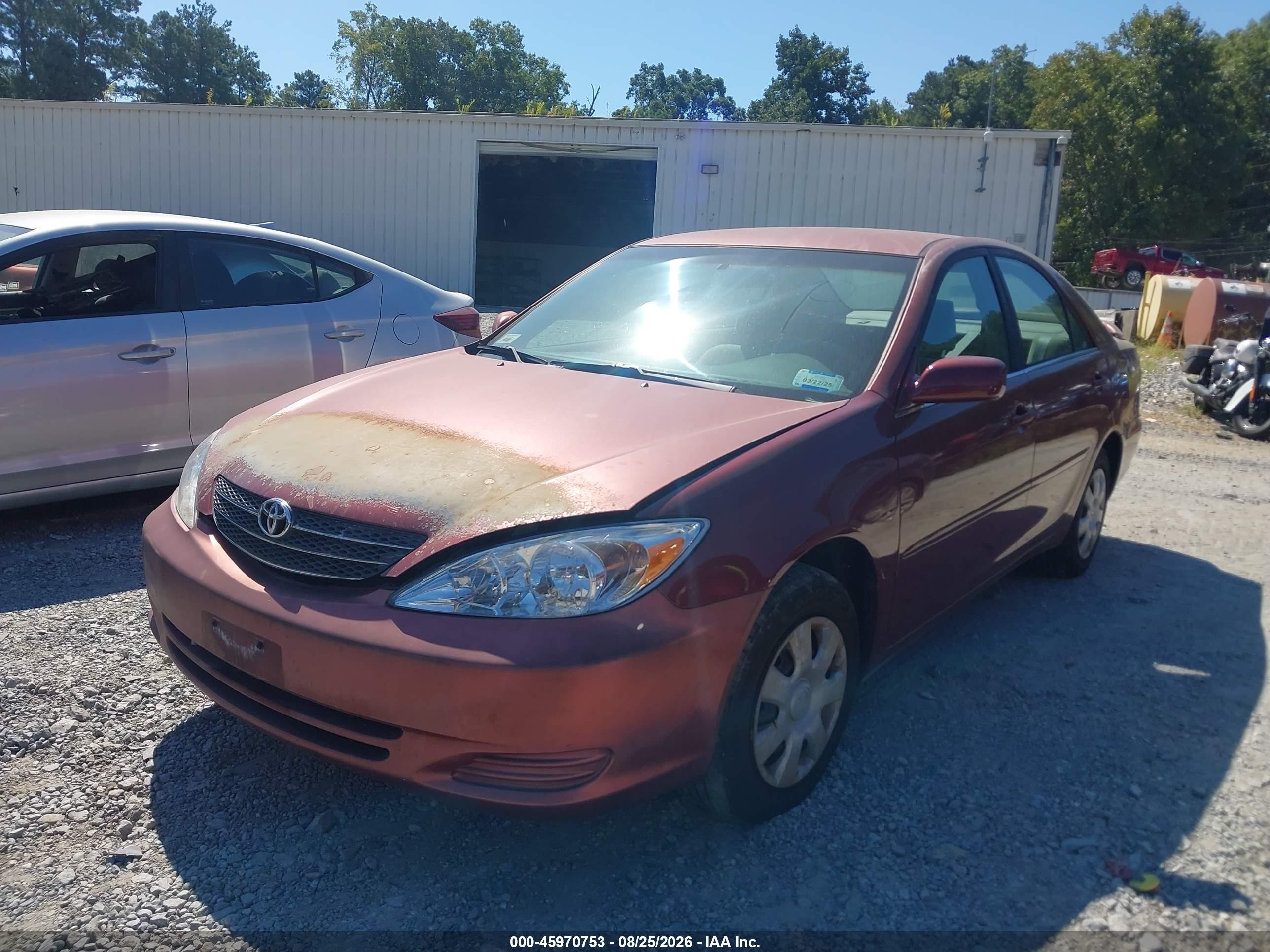 2003 Toyota Camry Le Red vin: 4T1BE30K93U160139