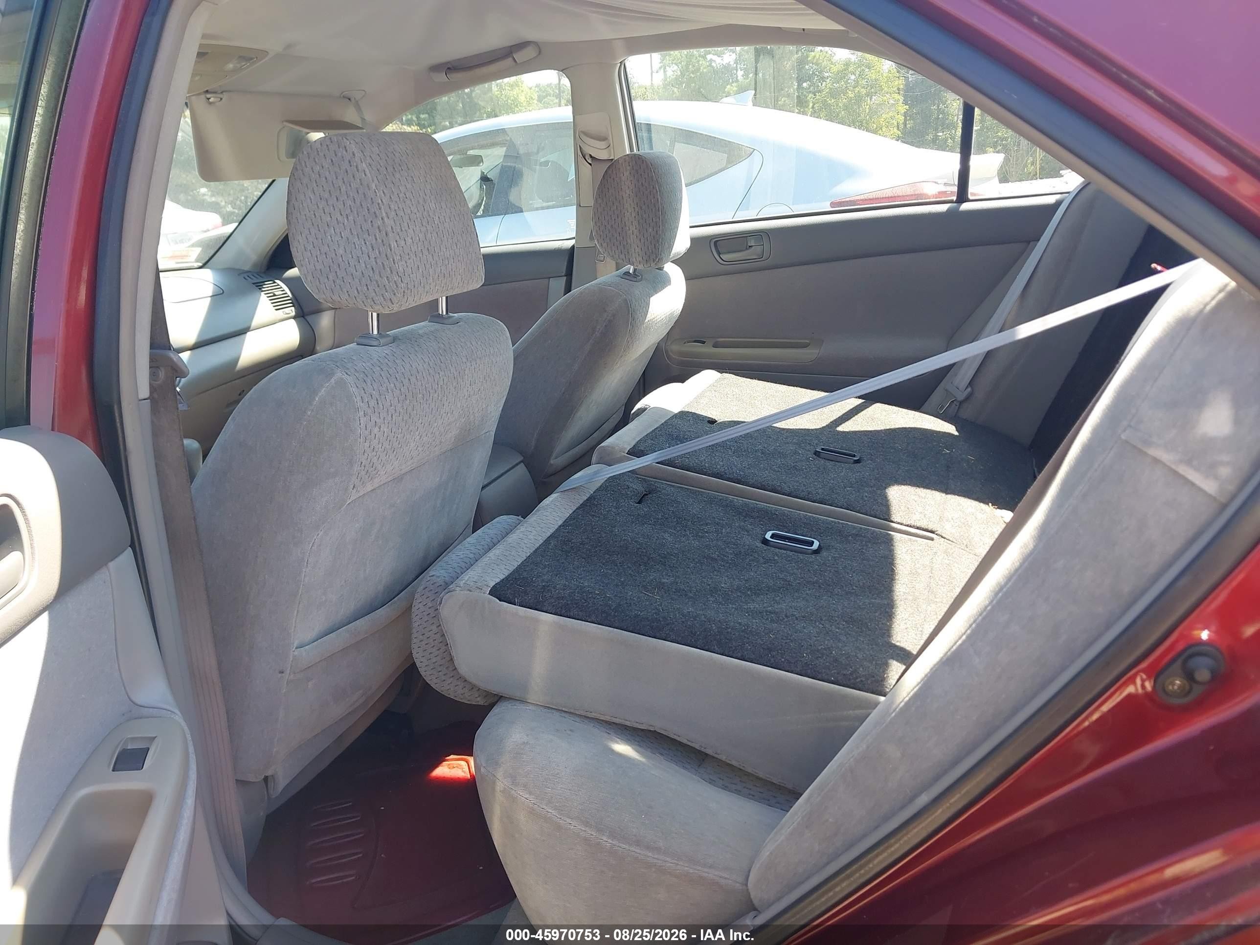 2003 Toyota Camry Le Red vin: 4T1BE30K93U160139